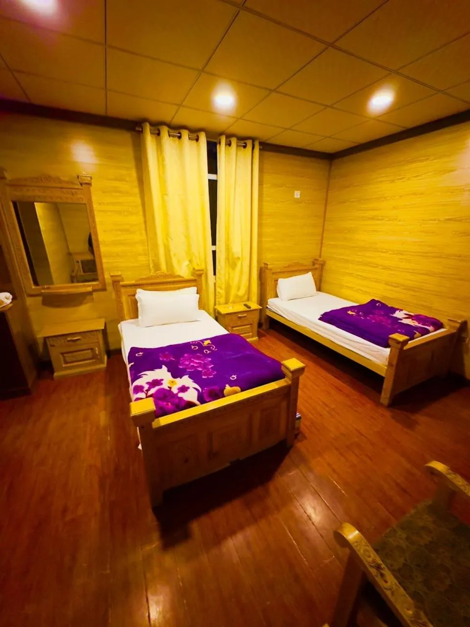 Bed in Gems Palace Hotel Sost