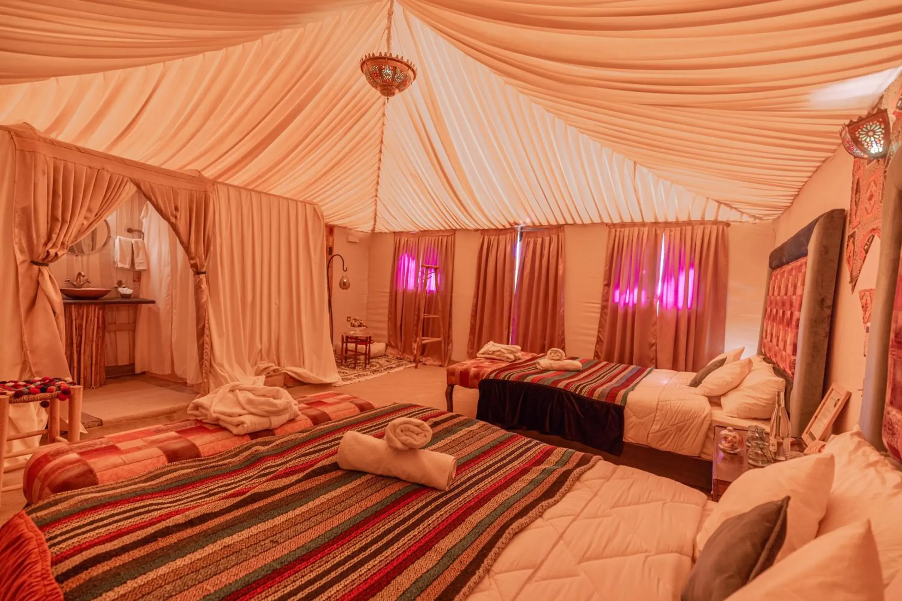 Bed in Imperial Glory Lodges Bed in Imperial Glory Lodges