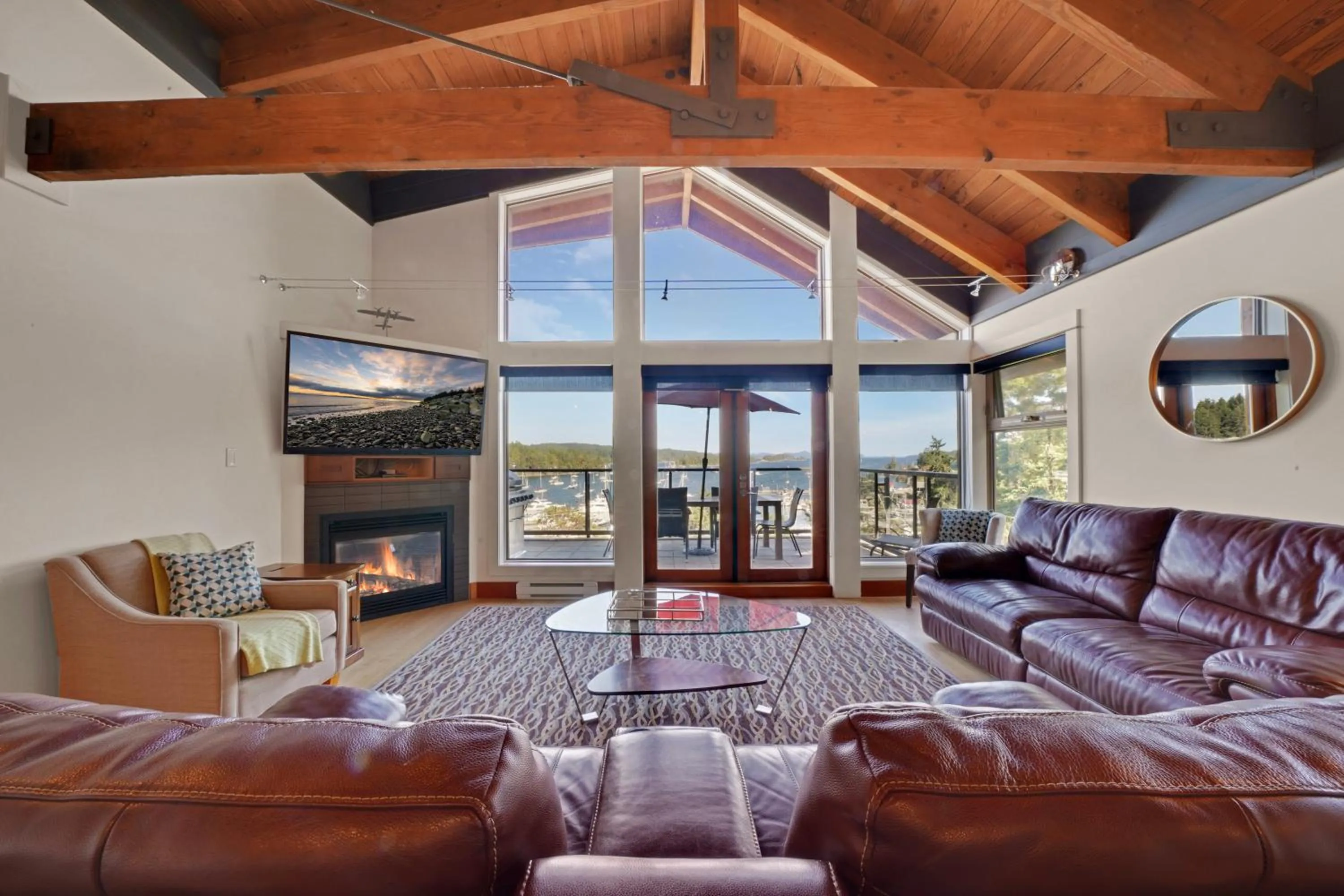 Living room in Mariner's Loft - Salt Spring Island