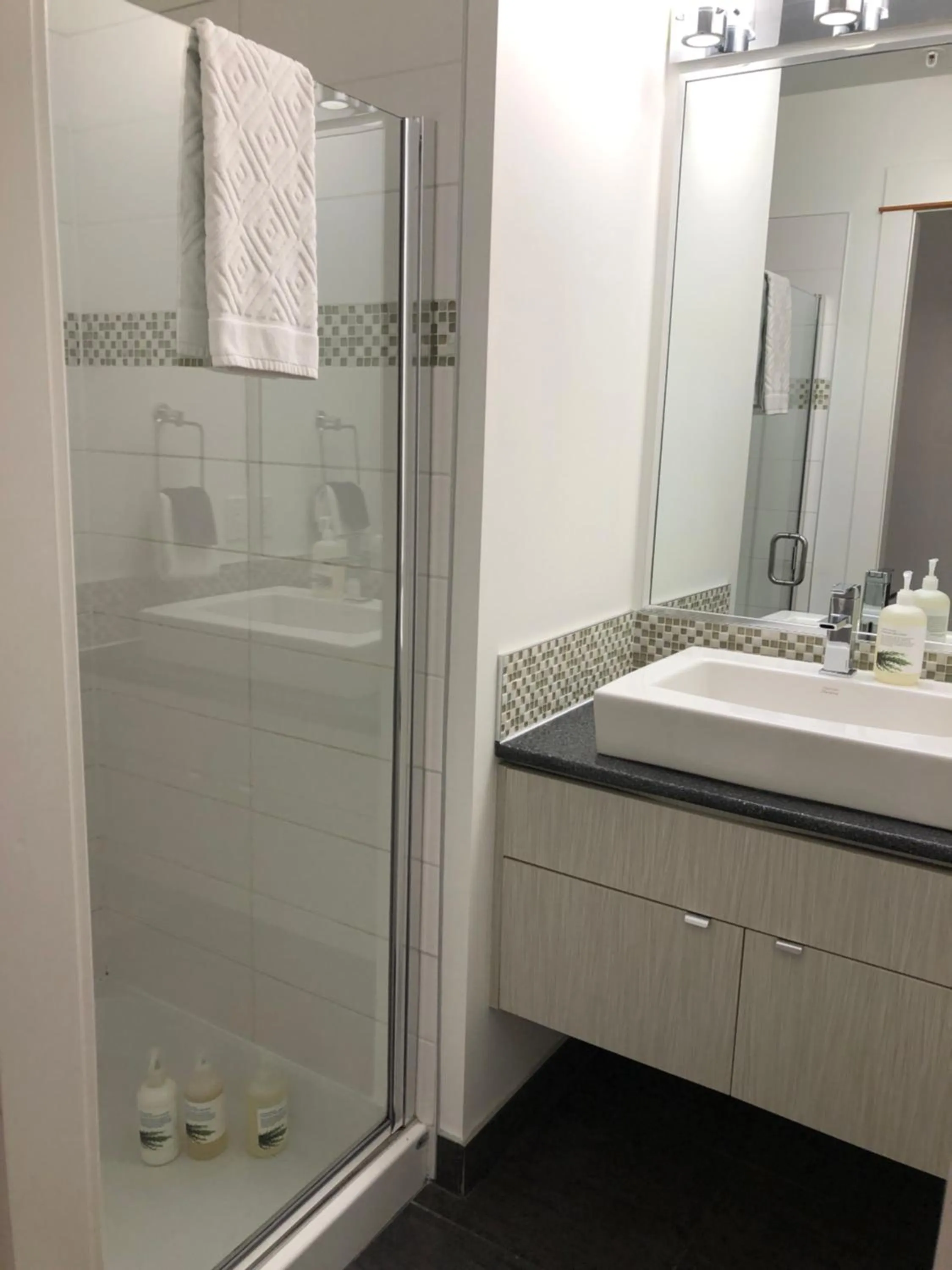 Mariner's Loft - Salt Spring Island