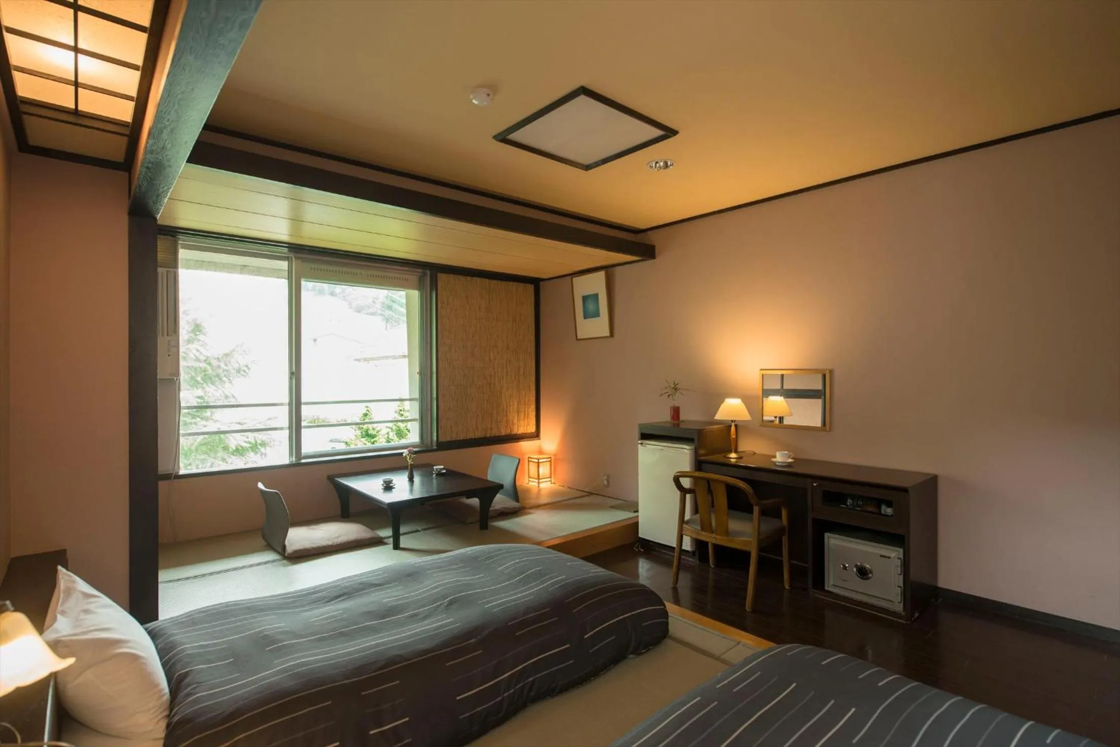 Bed in Takamiya Hotel Lucent