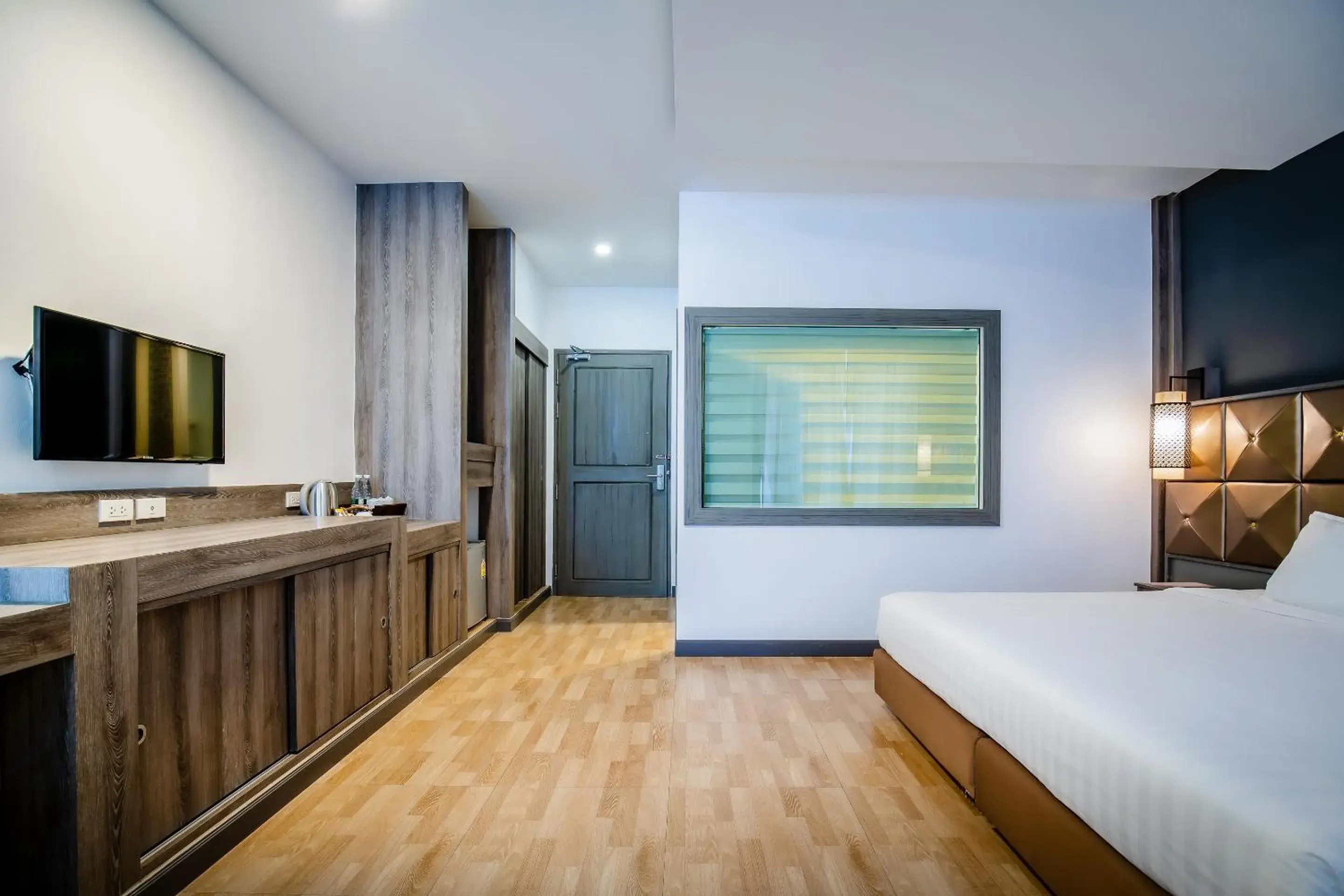 Communal lounge/ TV room, Bed in Add Plus Hotel & SPA Communal lounge/ TV room, Bed in Add Plus Hotel & SPA