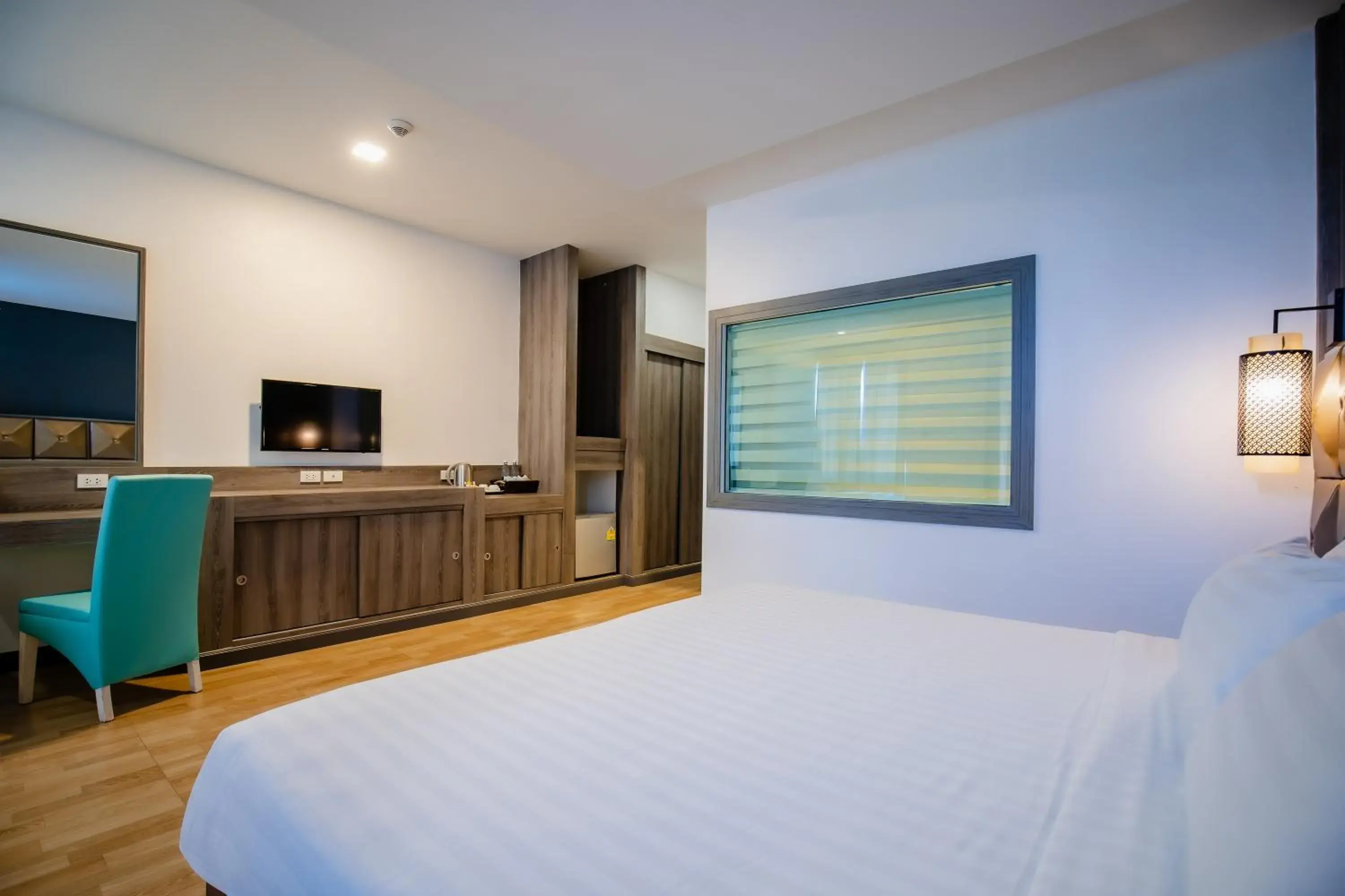 Communal lounge/ TV room, Bed in Add Plus Hotel & SPA Communal lounge/ TV room, Bed in Add Plus Hotel & SPA
