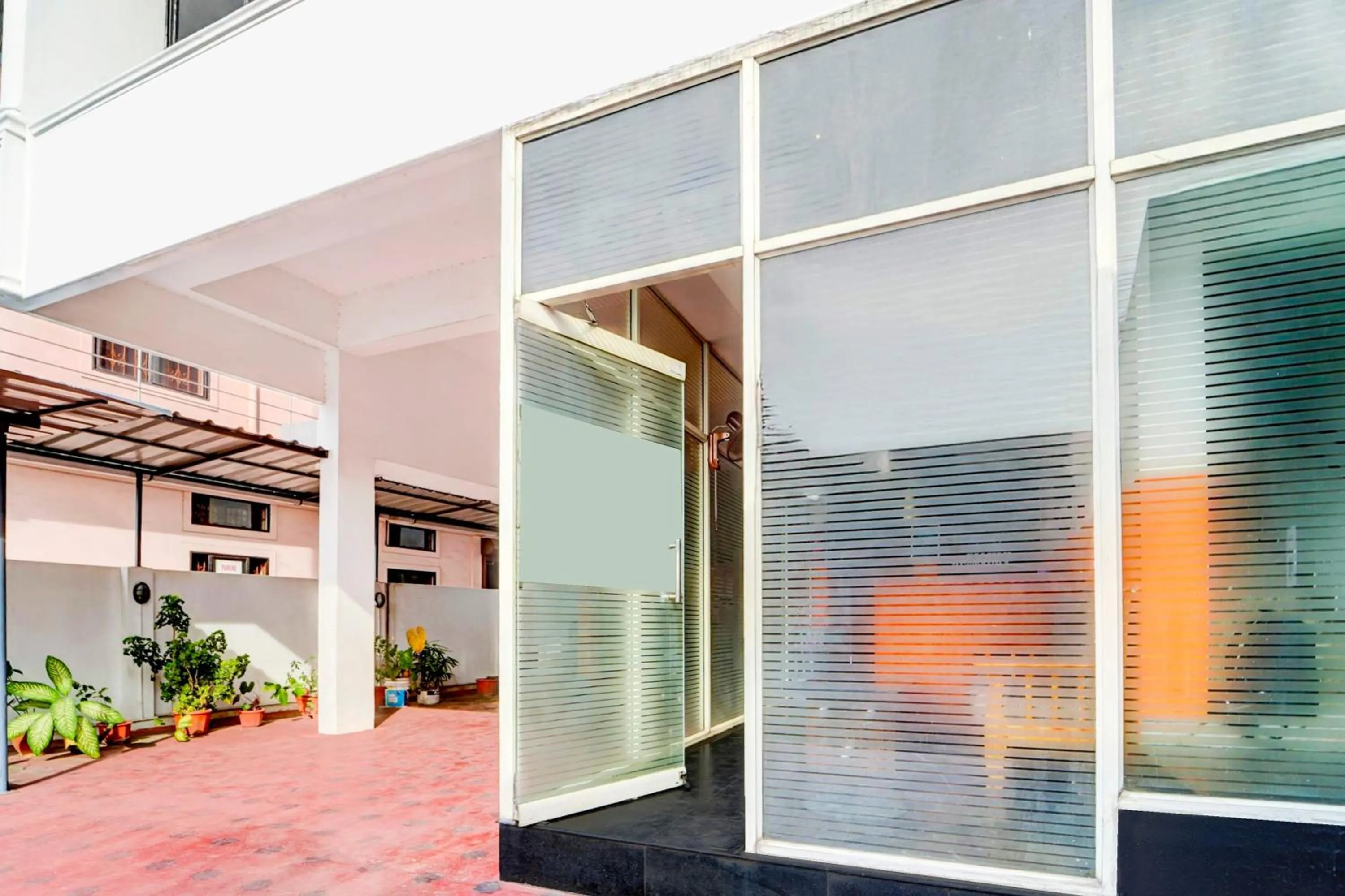 Facade/entrance in Super Collection O Chalai Bazaar Near Railway Station formerly Galaxy Inn