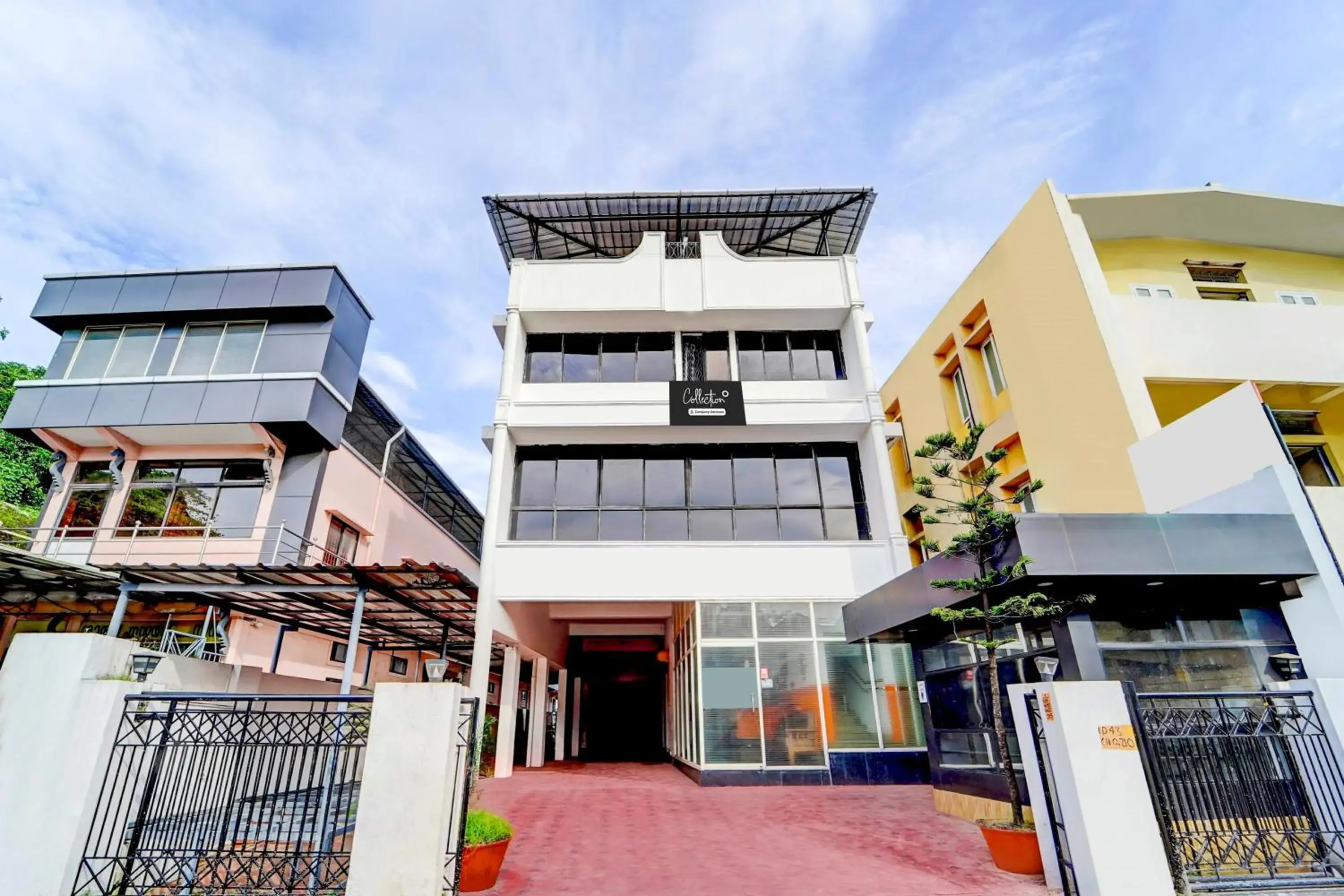 Super Collection O Chalai Bazaar Near Railway Station formerly Galaxy Inn Super Collection O Chalai Bazaar Near Railway Station formerly Galaxy Inn