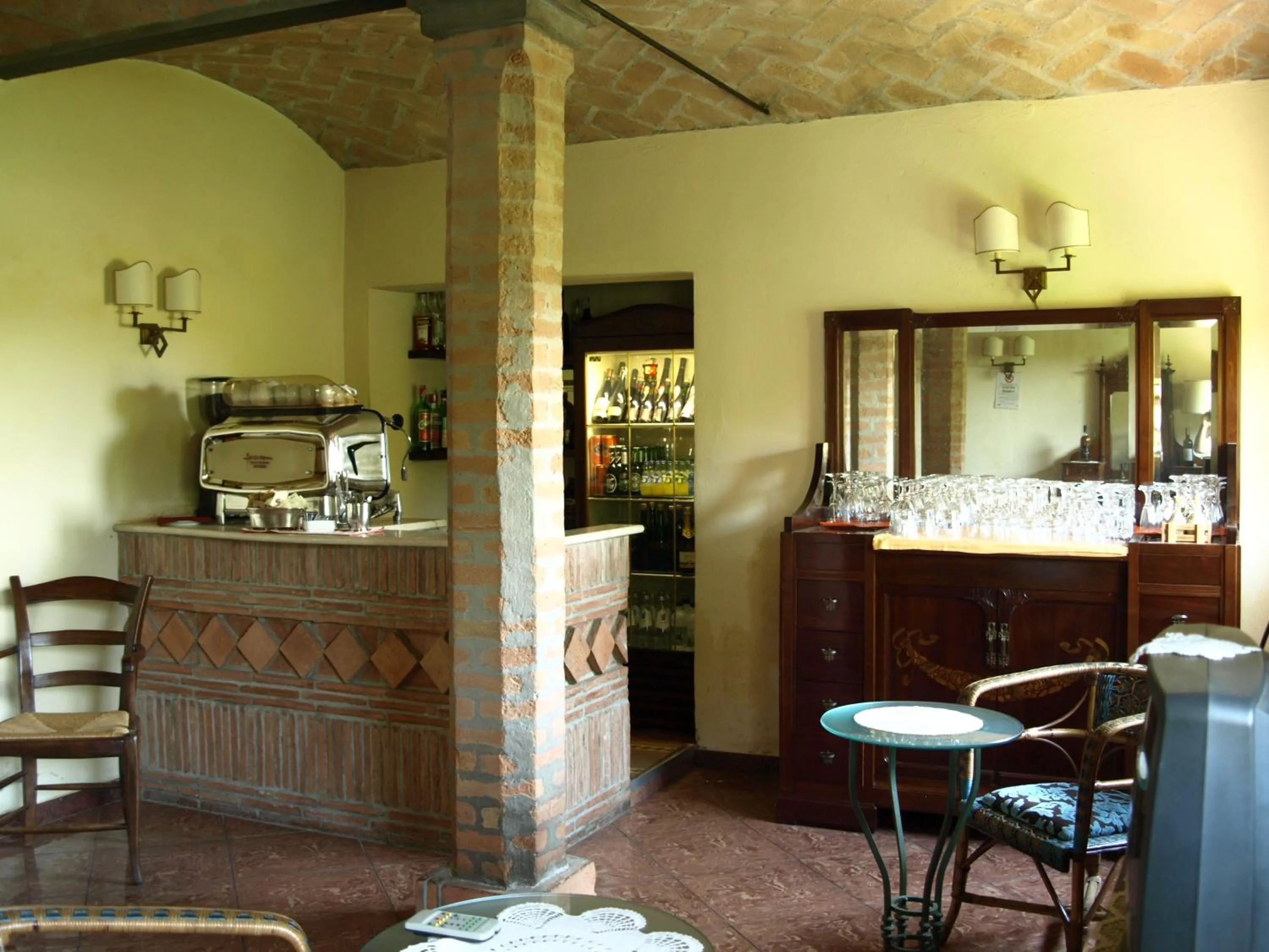 Lounge or bar in Hotel Fondo Catena