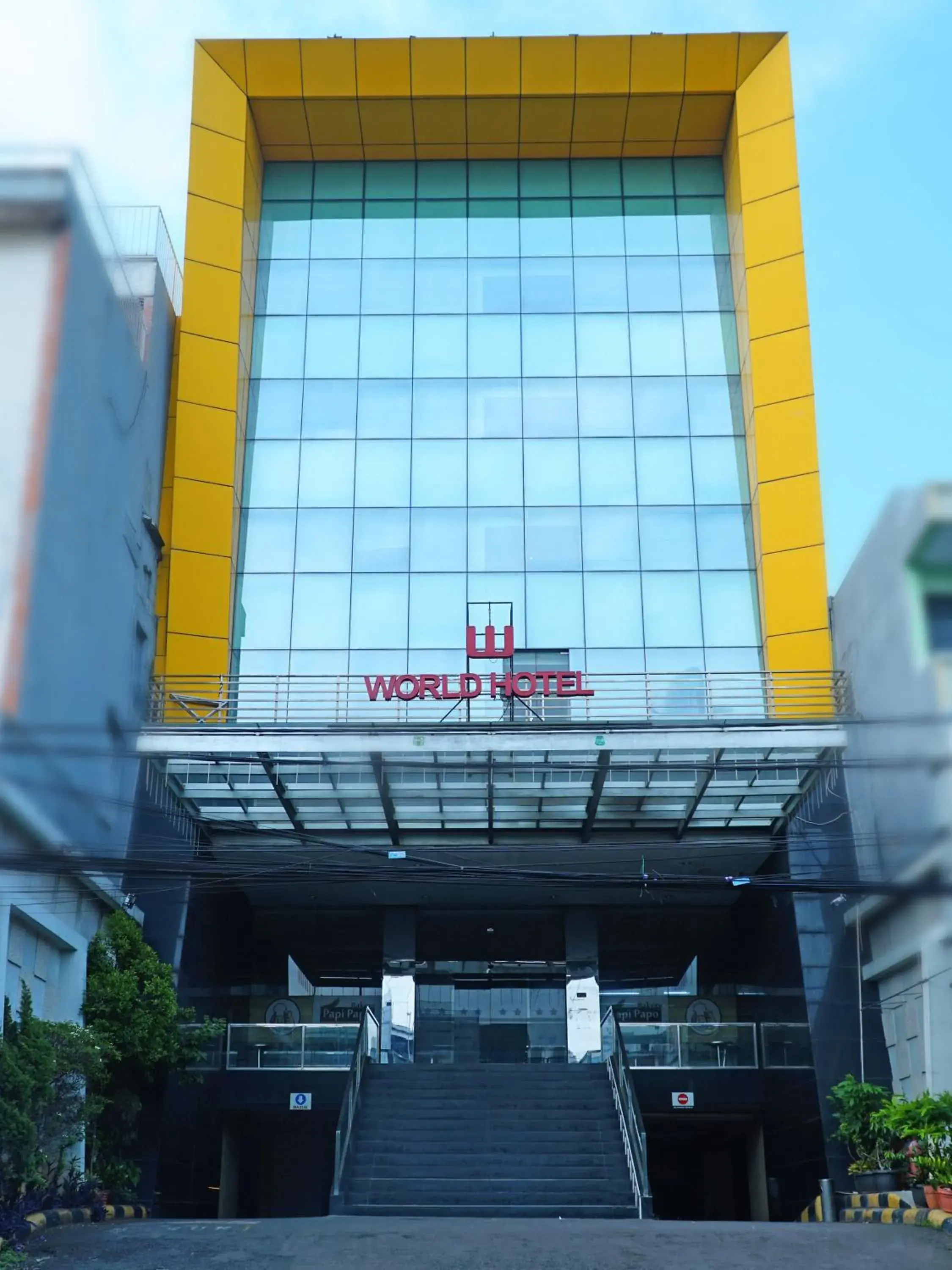 Property building in World Hotel Jakarta - Bandengan Property building in World Hotel Jakarta - Bandengan