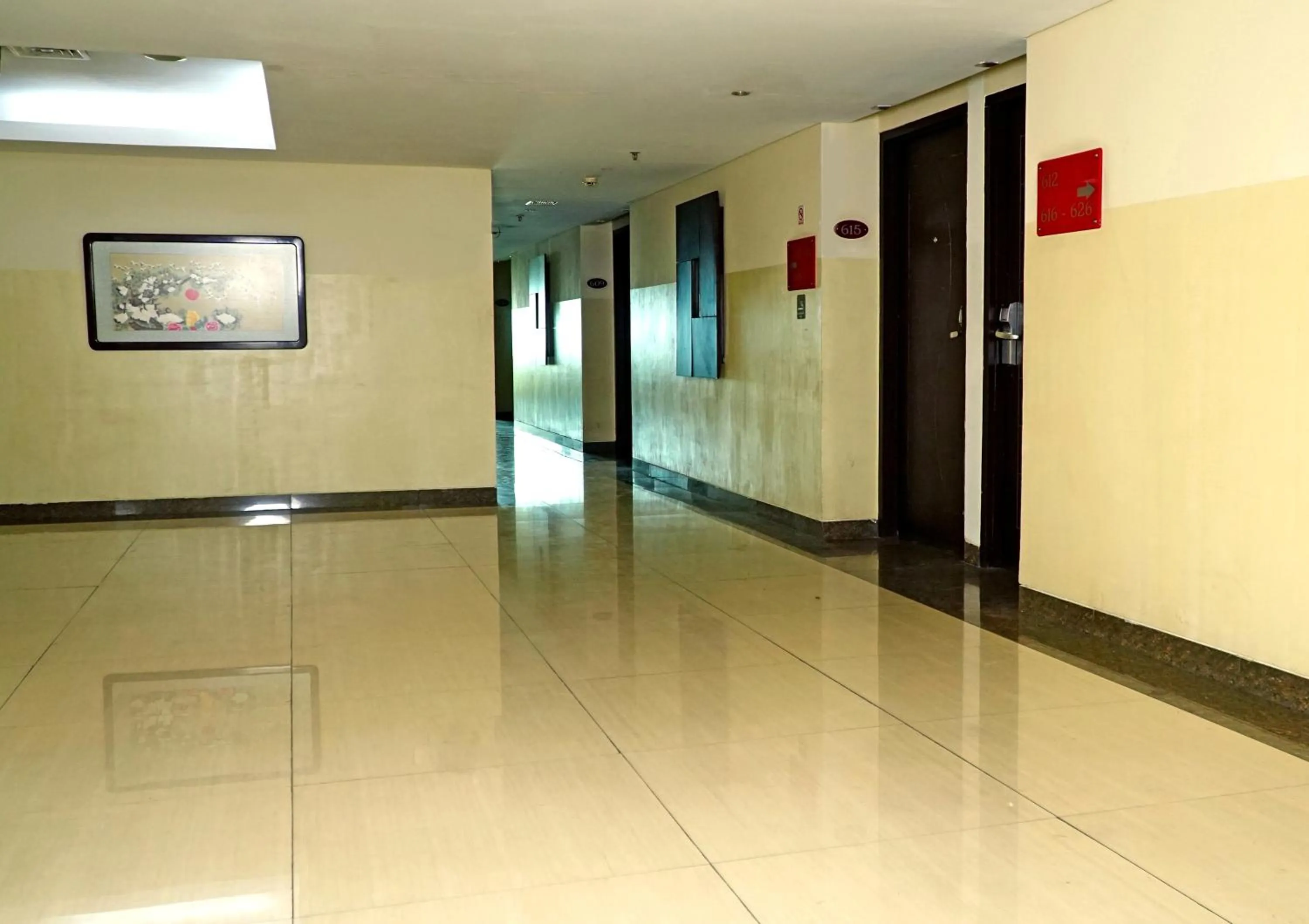 Decorative detail in World Hotel Jakarta - Bandengan