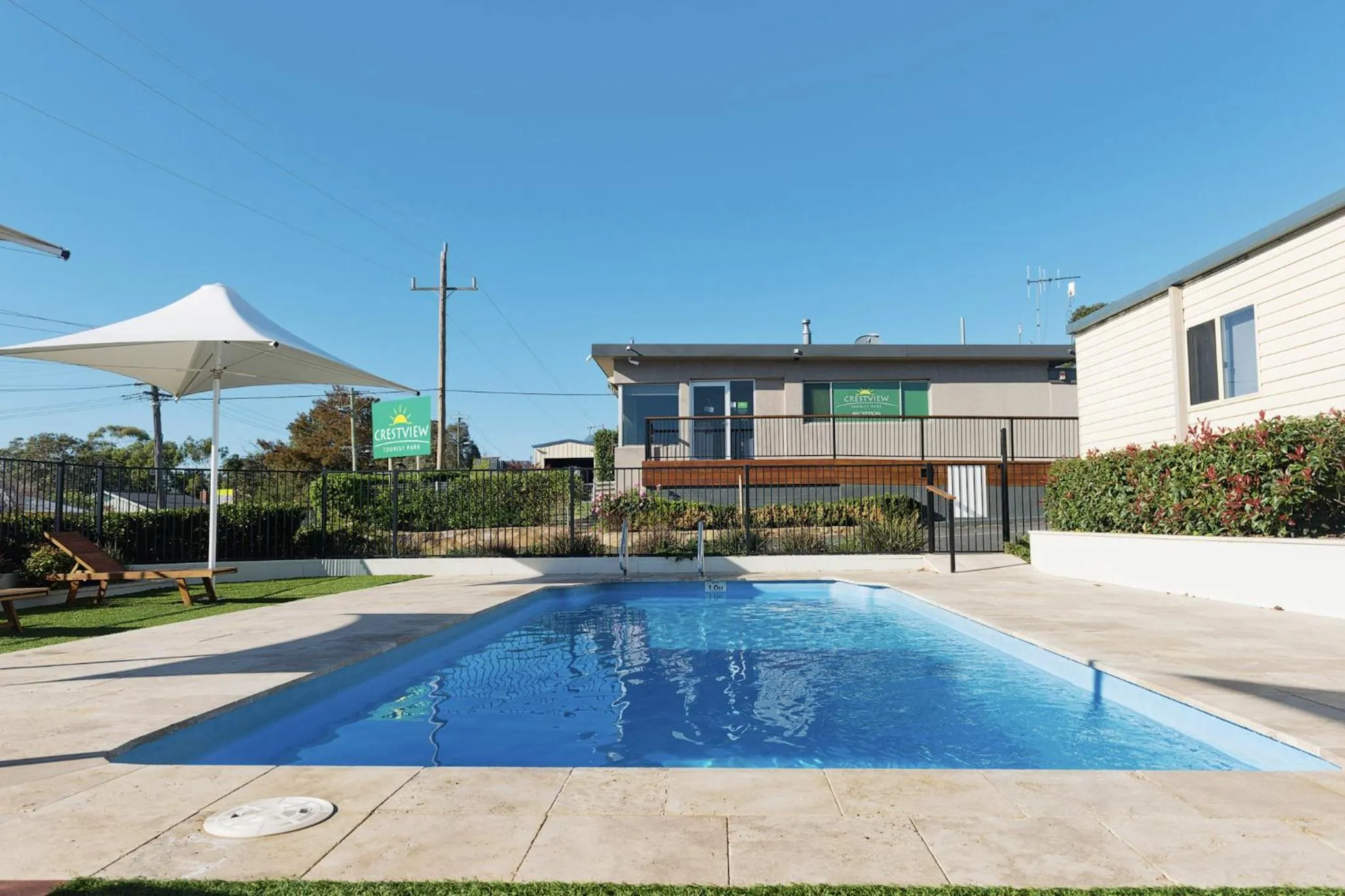 Property building in Crestview Tourist Park