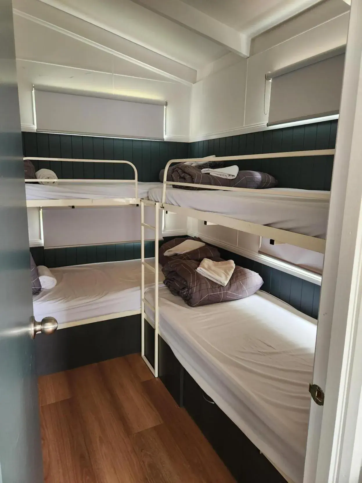 Two-Bedroom Villa in Crestview Tourist Park Two-Bedroom Villa in Crestview Tourist Park