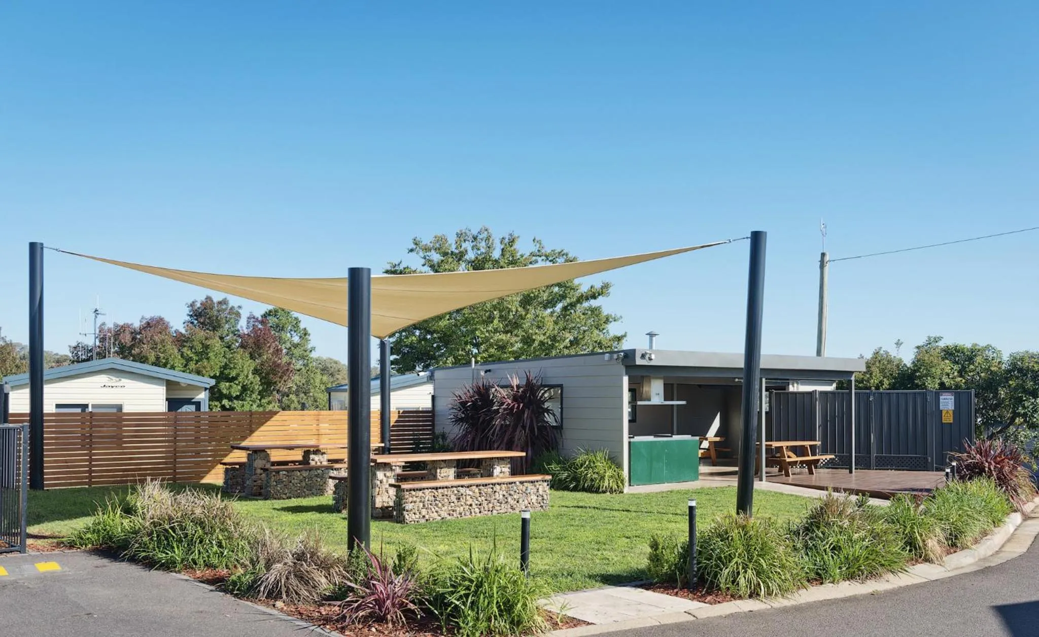 BBQ facilities in Crestview Tourist Park