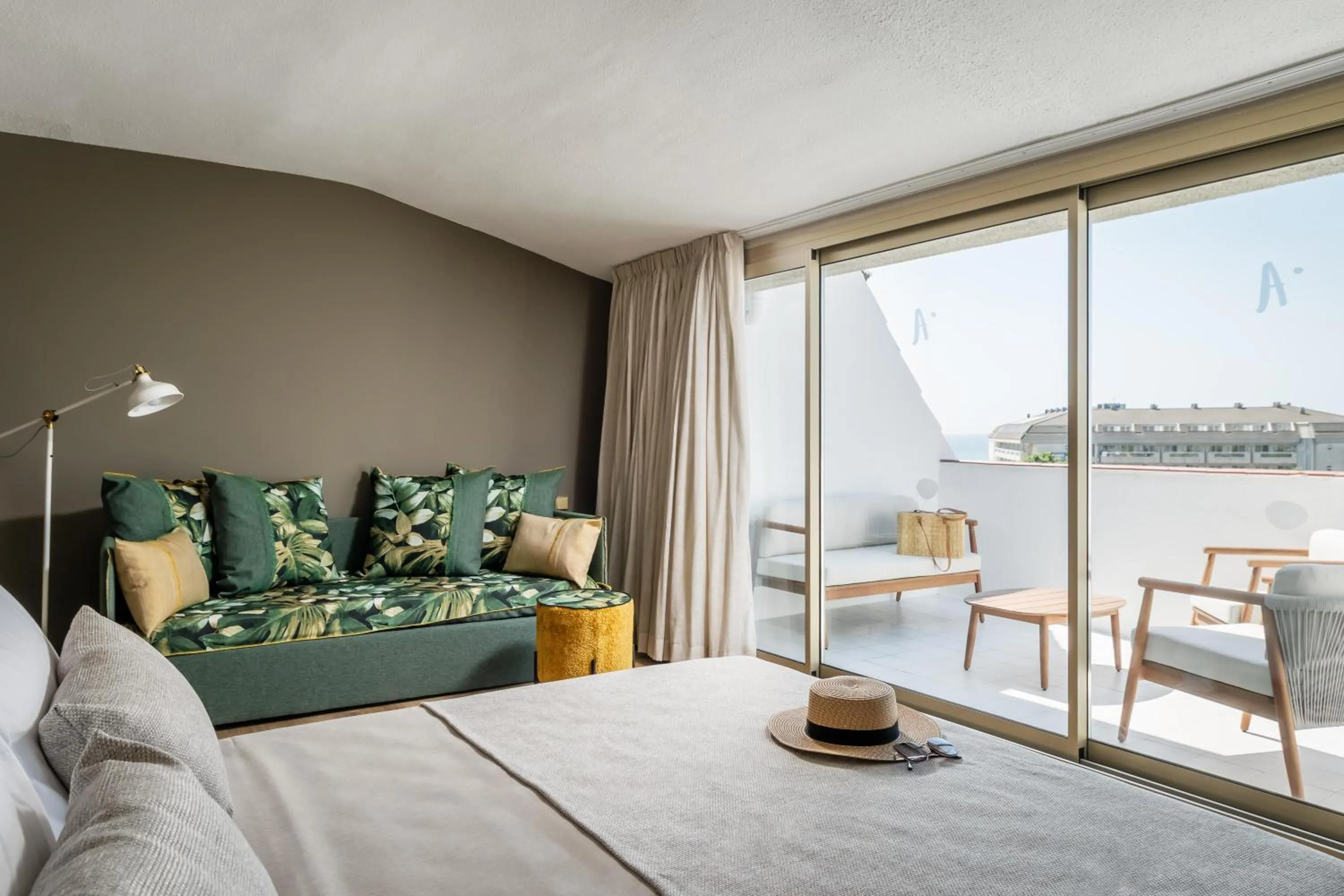 Photo of the whole room, Bed in ALEGRIA El Mar 4 Sup