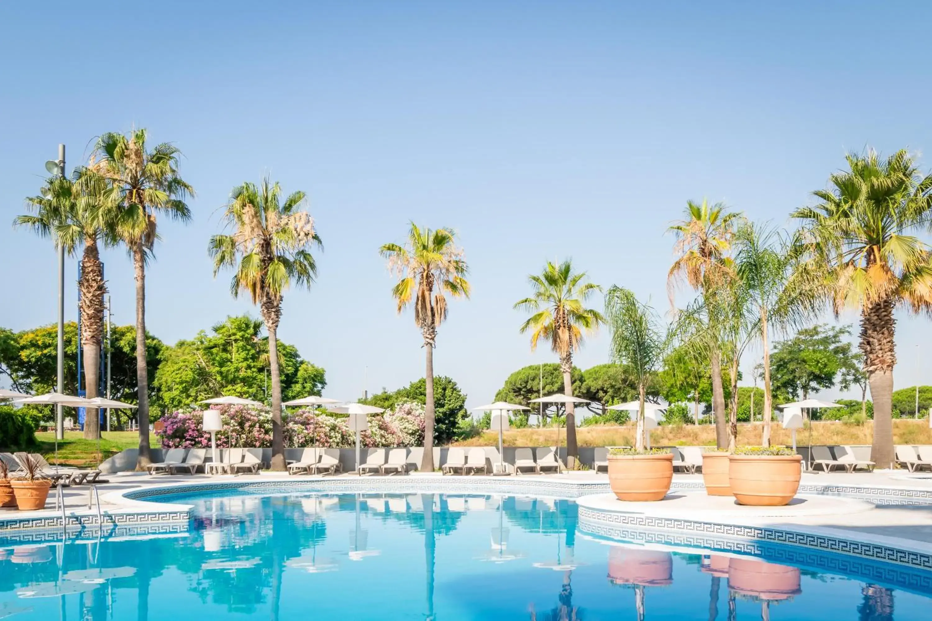 Swimming pool in ALEGRIA El Mar 4 Sup Swimming pool in ALEGRIA El Mar 4 Sup