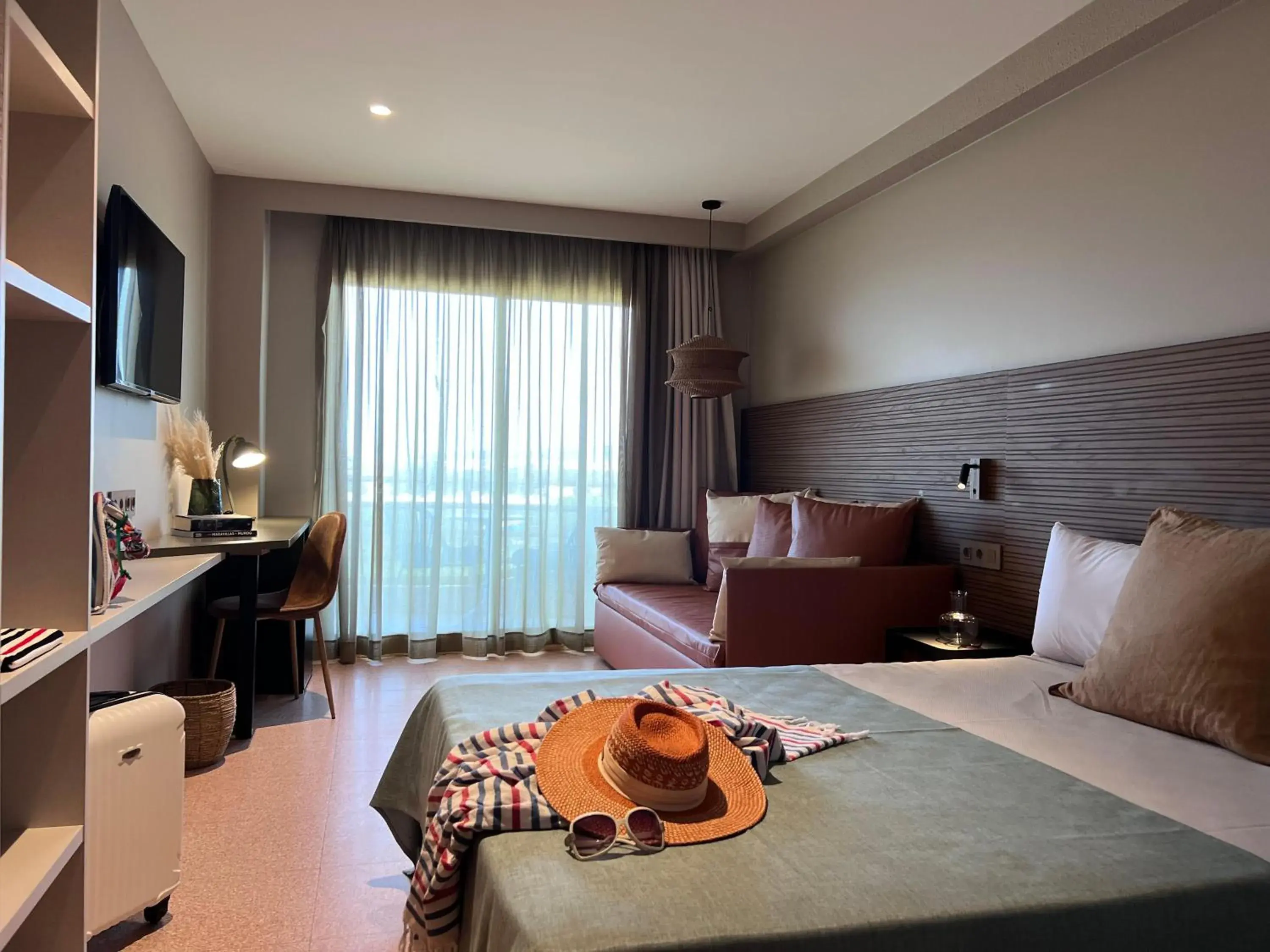 Photo of the whole room, Bed in ALEGRIA El Mar 4 Sup Photo of the whole room, Bed in ALEGRIA El Mar 4 Sup