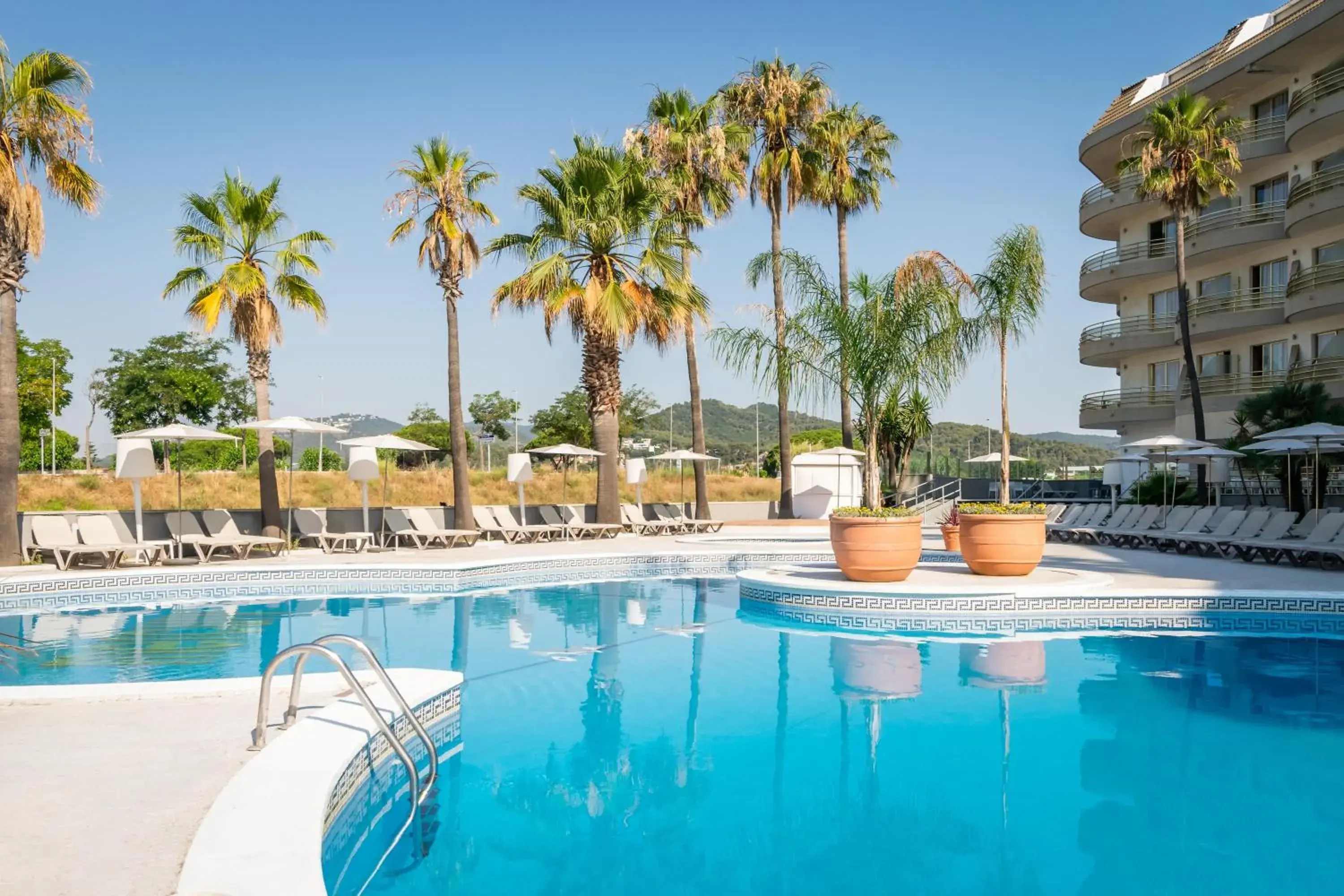 Swimming pool in ALEGRIA El Mar 4 Sup Swimming pool in ALEGRIA El Mar 4 Sup