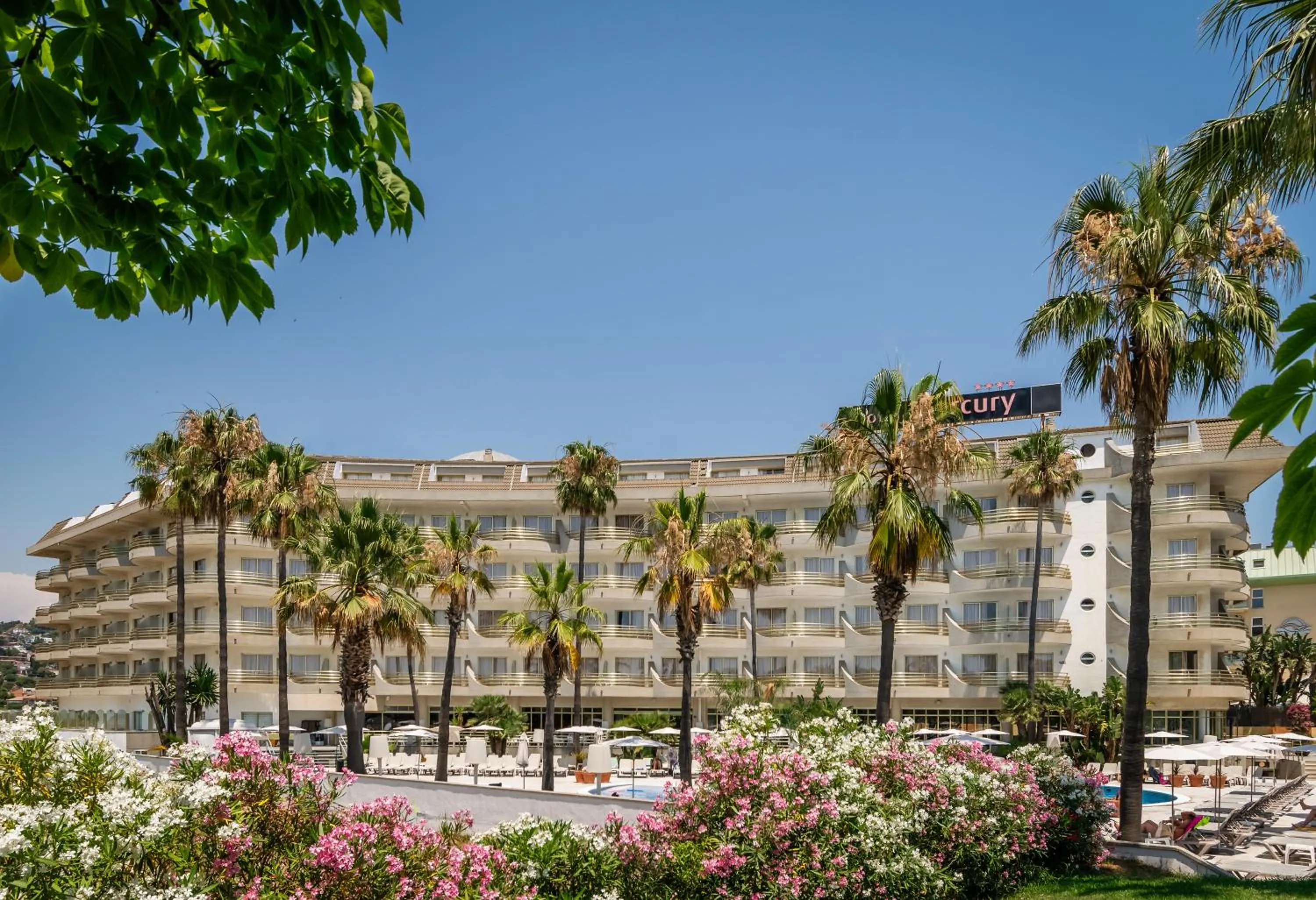 Property building in ALEGRIA El Mar 4 Sup