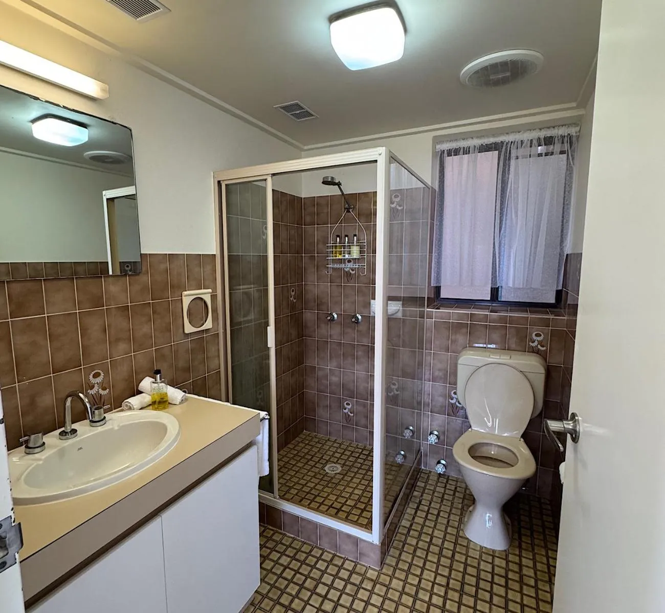 Shower in Narooma Palms Holiday Apartments