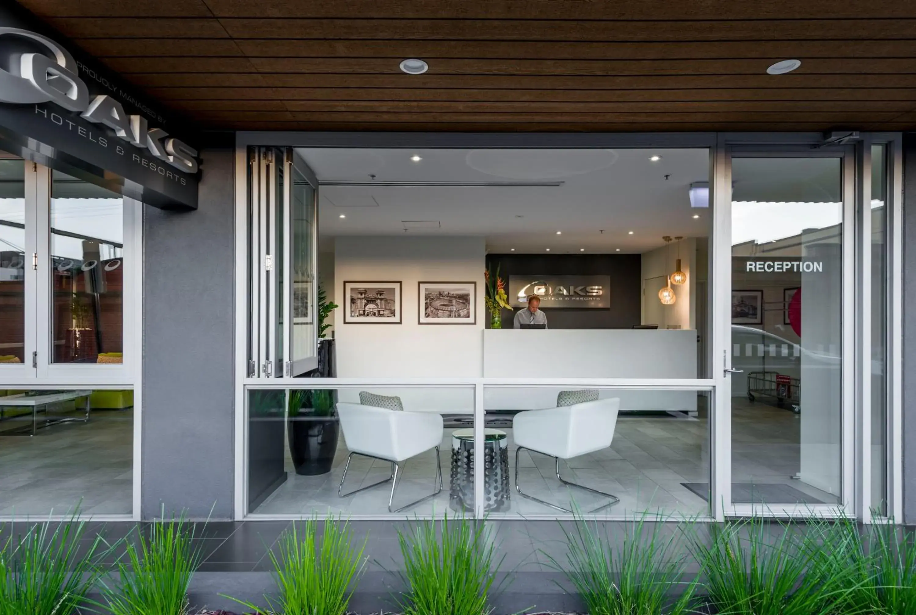 Lobby or reception in Oaks Melbourne South Yarra Suites Lobby or reception in Oaks Melbourne South Yarra Suites