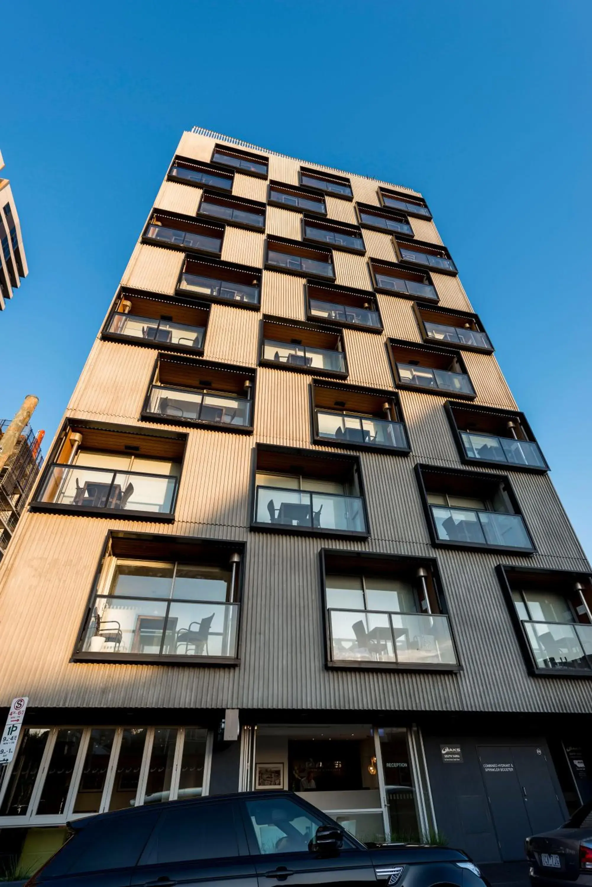 Street view in Oaks Melbourne South Yarra Suites Street view in Oaks Melbourne South Yarra Suites