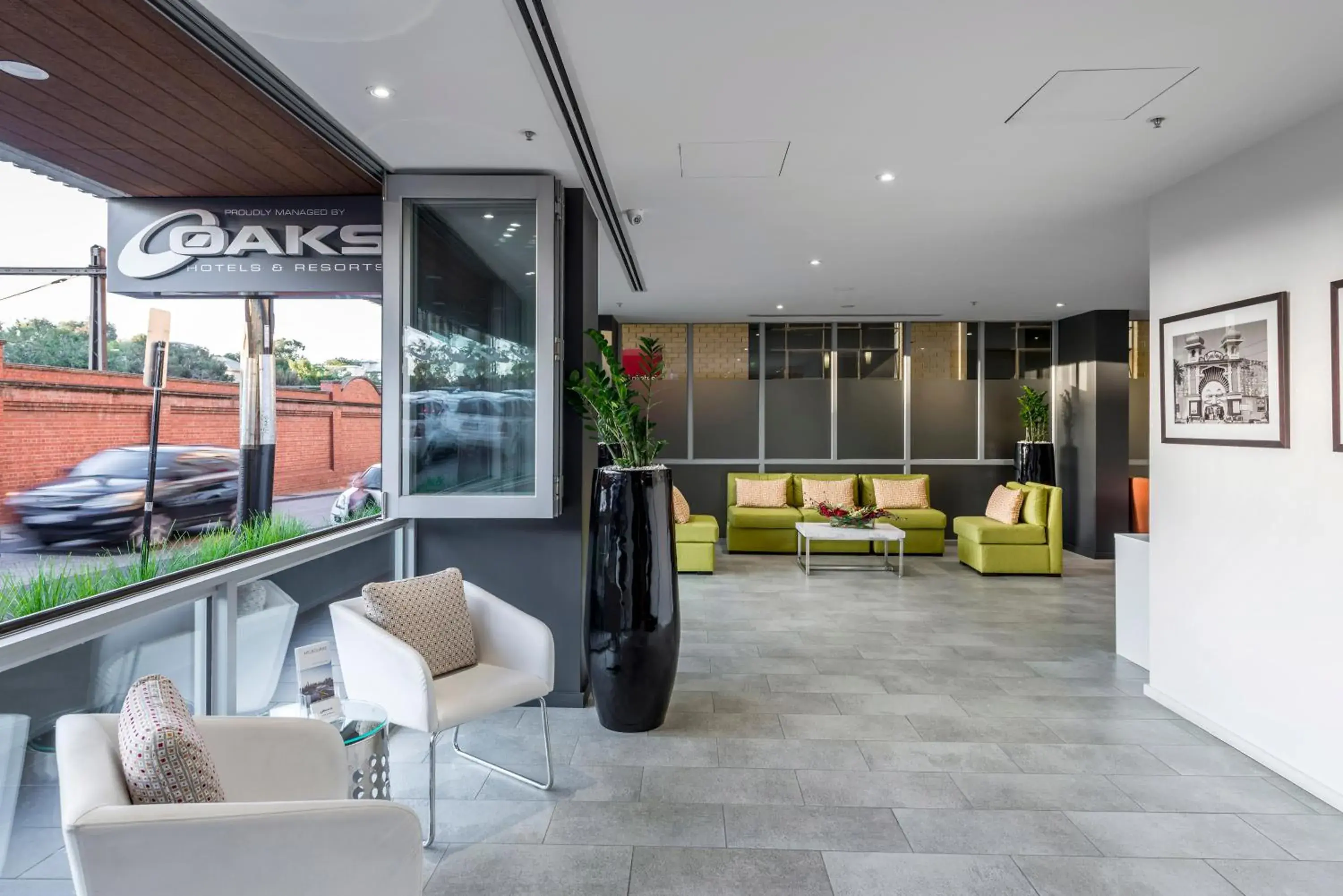 Lobby or reception in Oaks Melbourne South Yarra Suites Lobby or reception in Oaks Melbourne South Yarra Suites