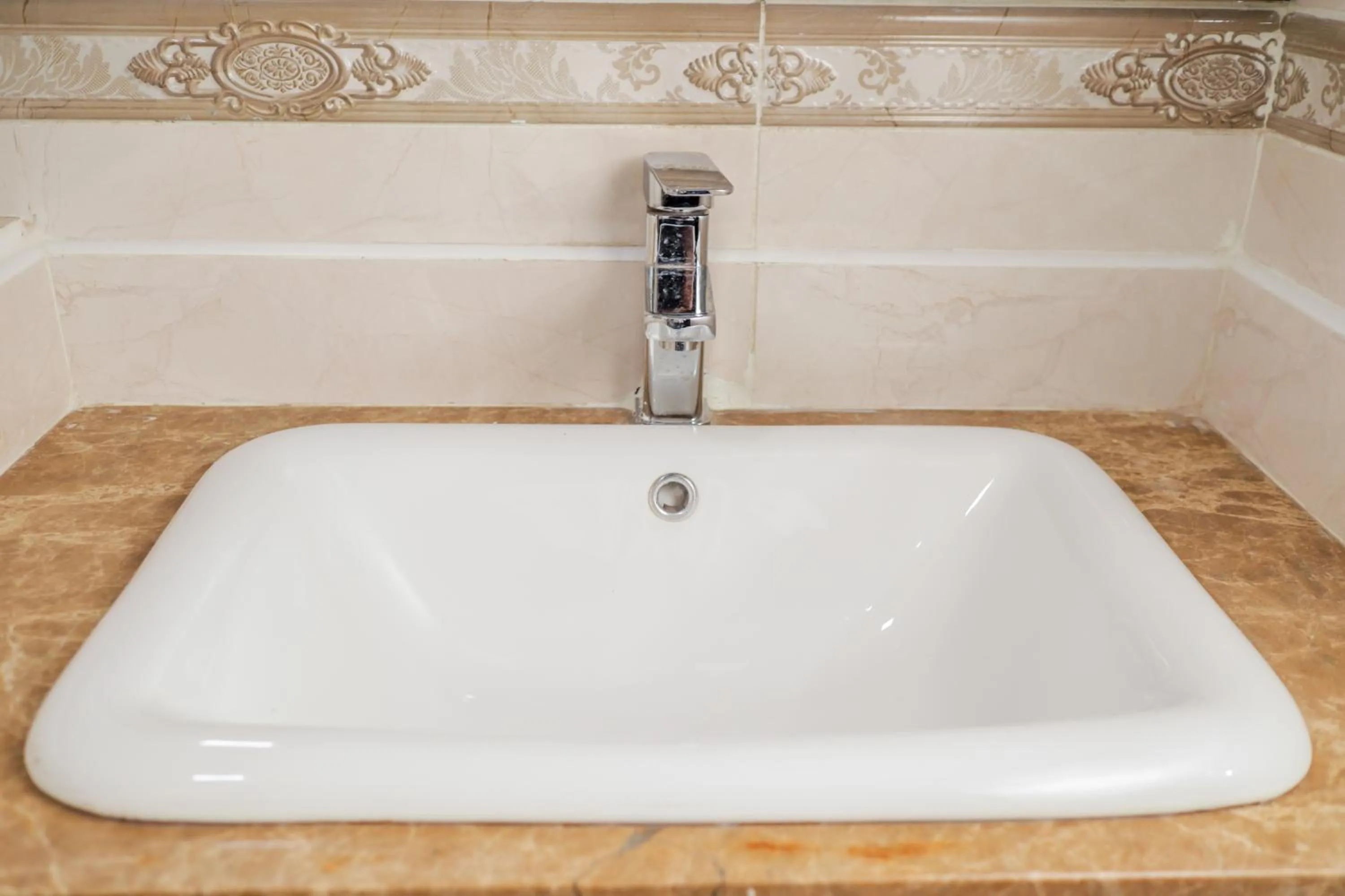 Bathroom in De Rembrandt Classic Hotel