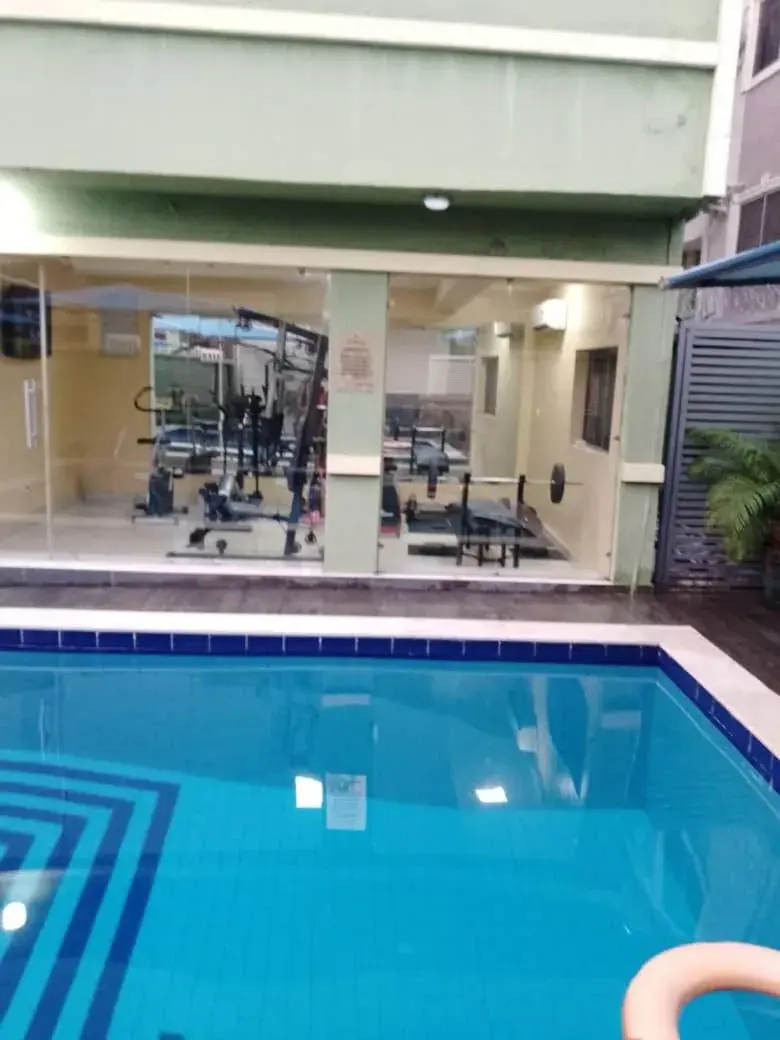 Swimming pool in De Rembrandt Classic Hotel Swimming pool in De Rembrandt Classic Hotel