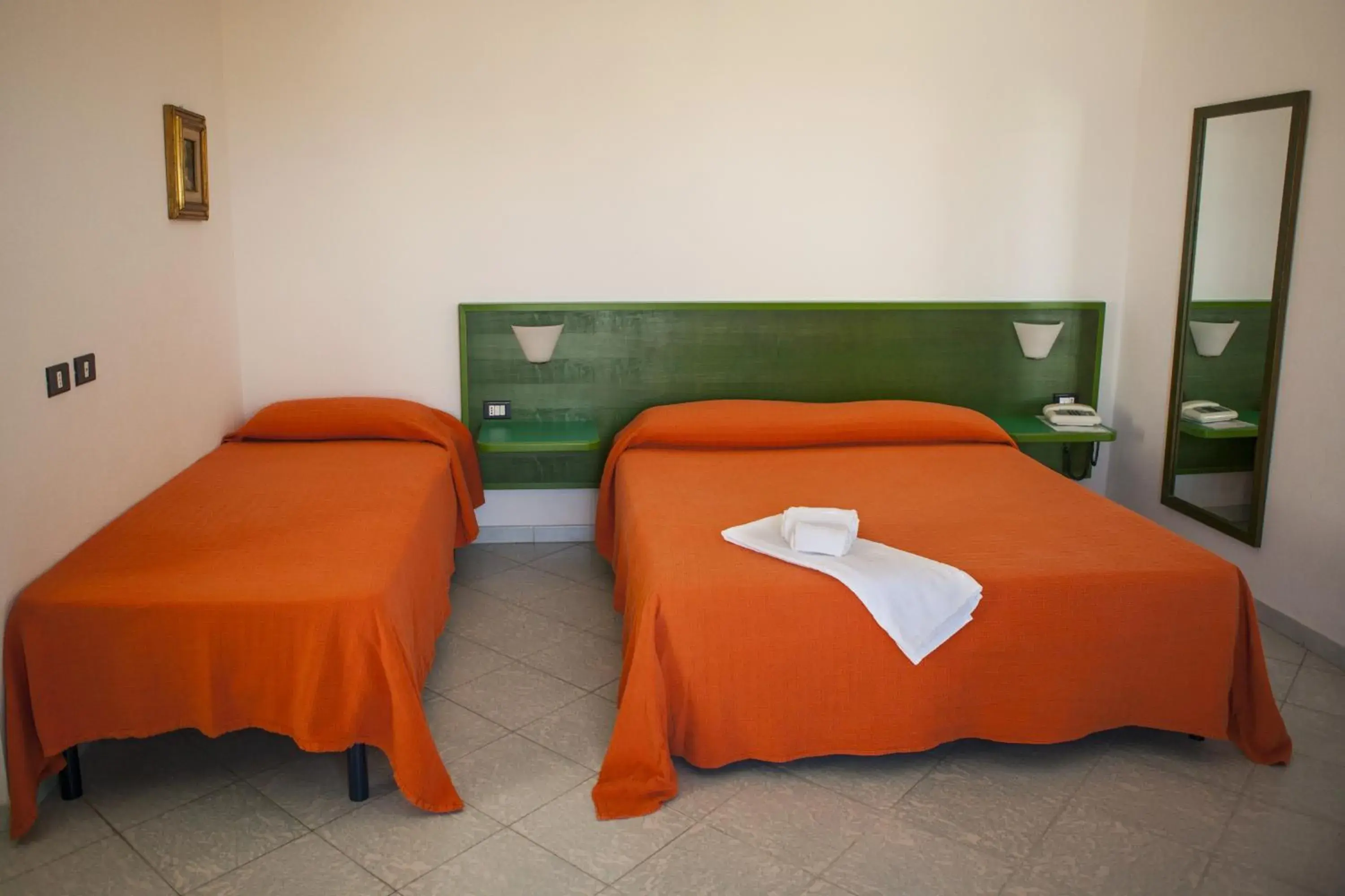 Photo of the whole room, Bed in Hotel Piccada Photo of the whole room, Bed in Hotel Piccada