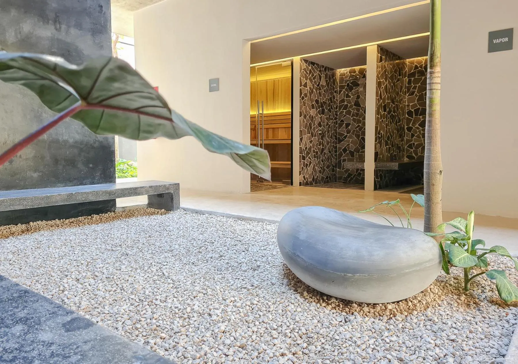 IIK Tulum by Groovy Stays- A Hip Condo-Hotel with WIFI, Rooftop, Pool, Sleeps 6