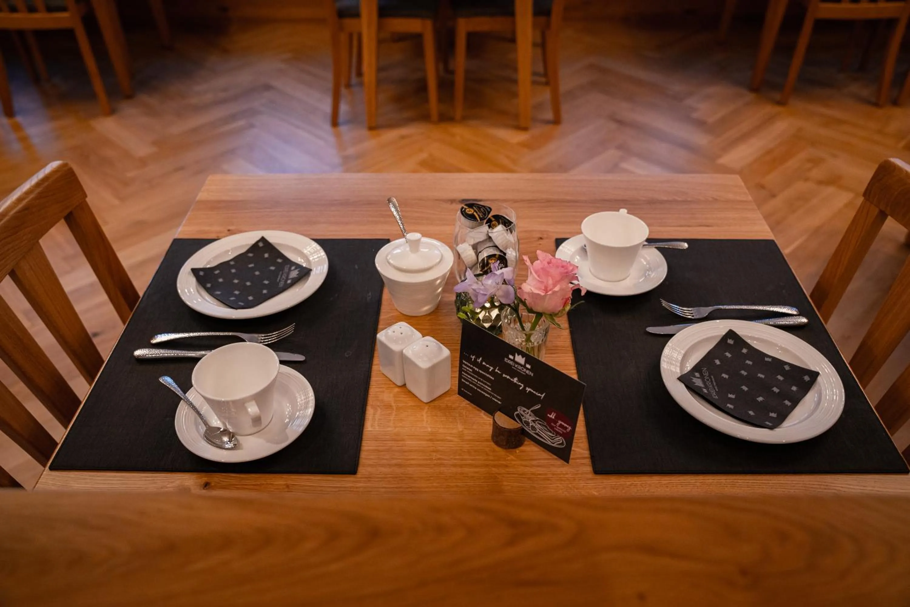 Restaurant/places to eat in Hotel Zu den Drei Kronen
