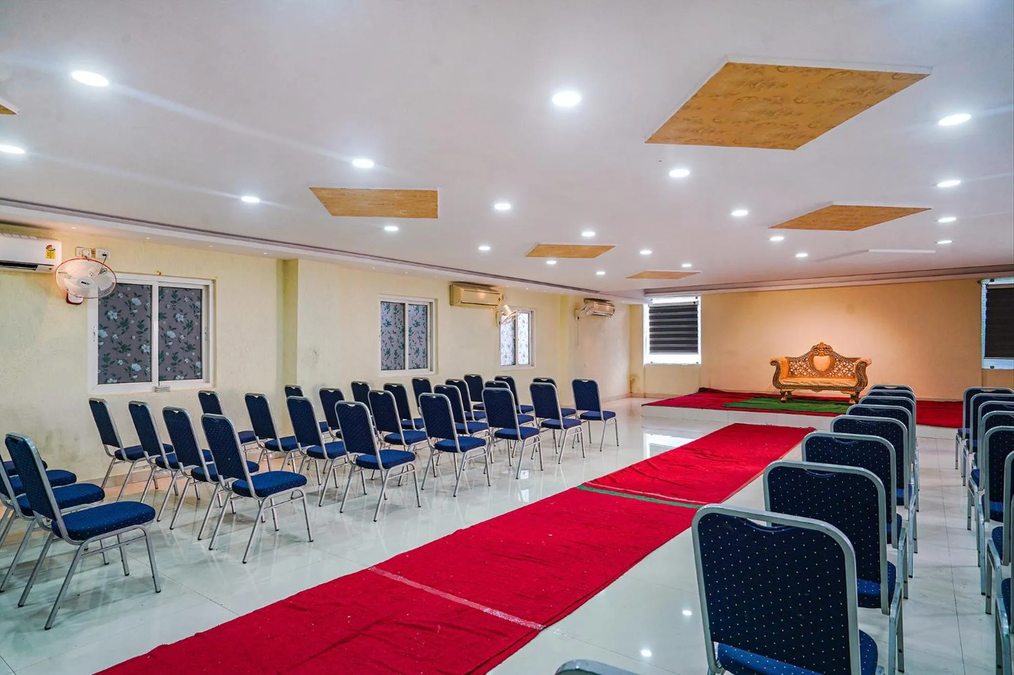 Banquet/Function facilities in FabHotel Hamsa The Right Choice - Nr Lanco Hills, Manikonda