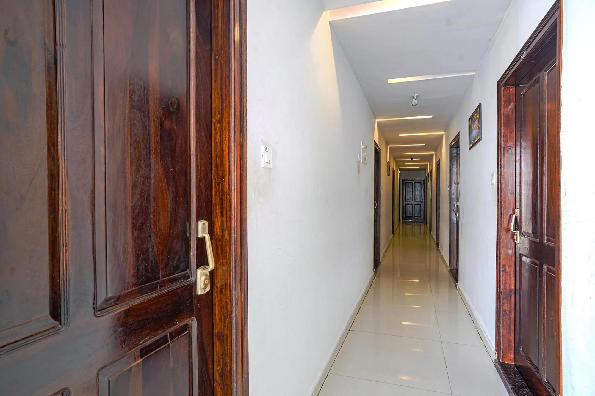 Lobby or reception in FabHotel Hamsa The Right Choice - Nr Lanco Hills, Manikonda
