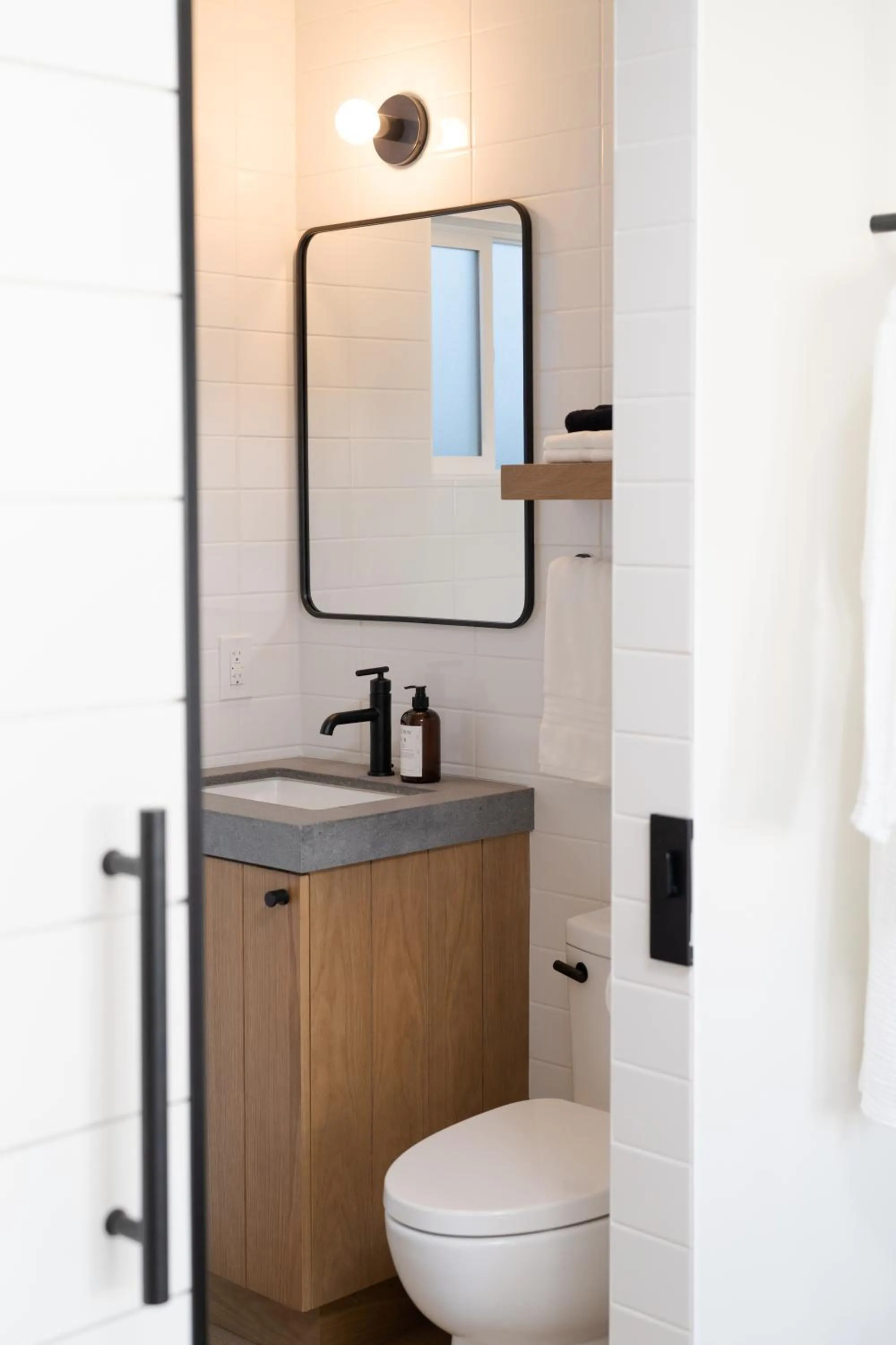 Toilet in The Pacific Motel