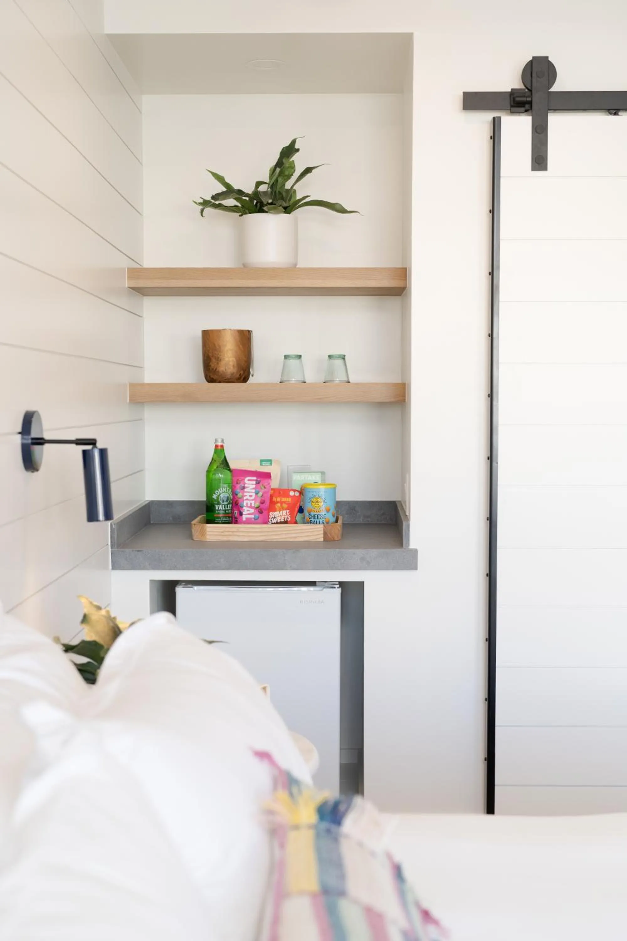 Bed in The Pacific Motel