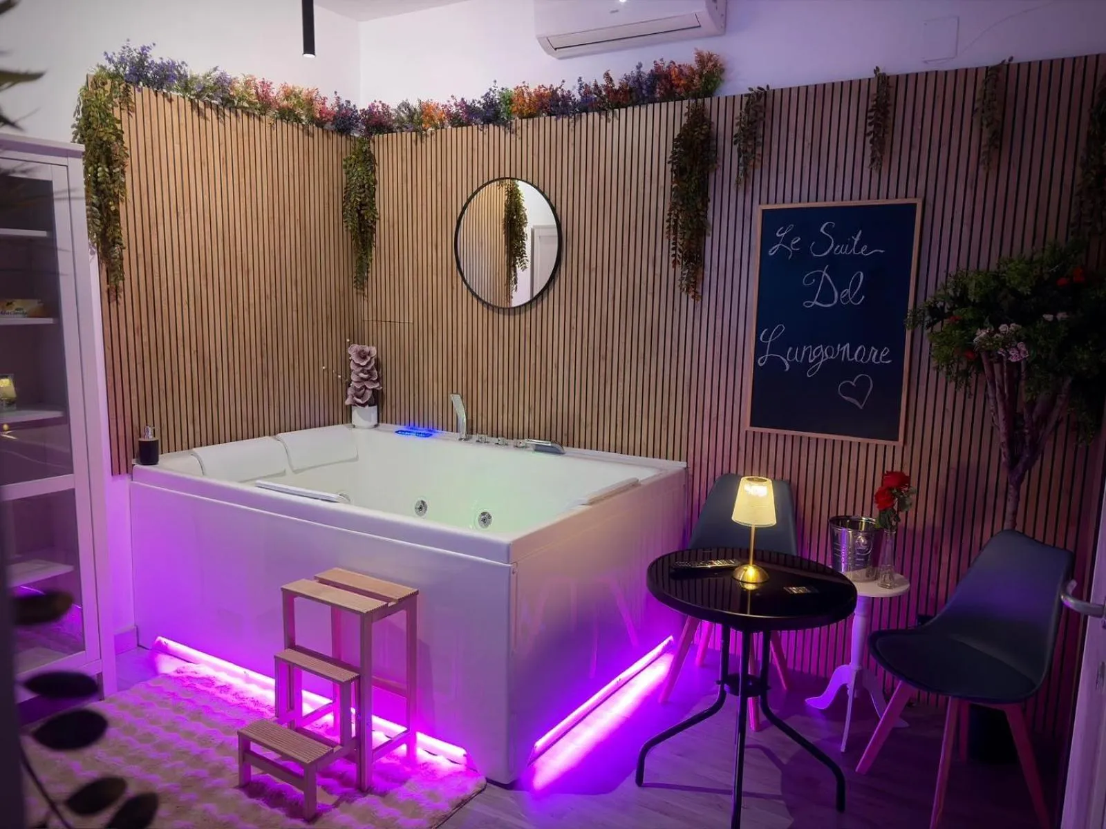 Hot Tub in Le Suite del Lungomare Catania