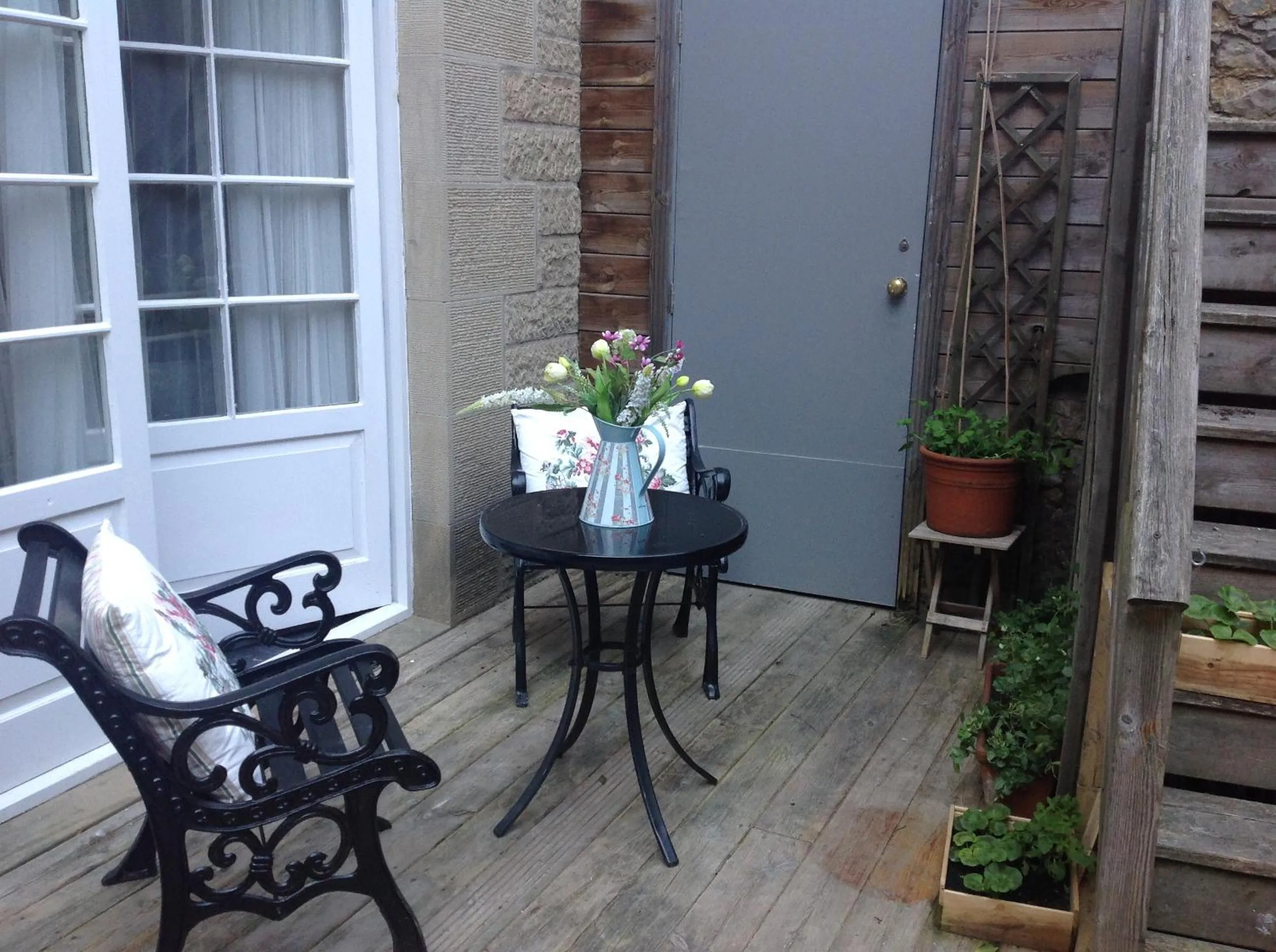 Patio in A Room in the City - West
