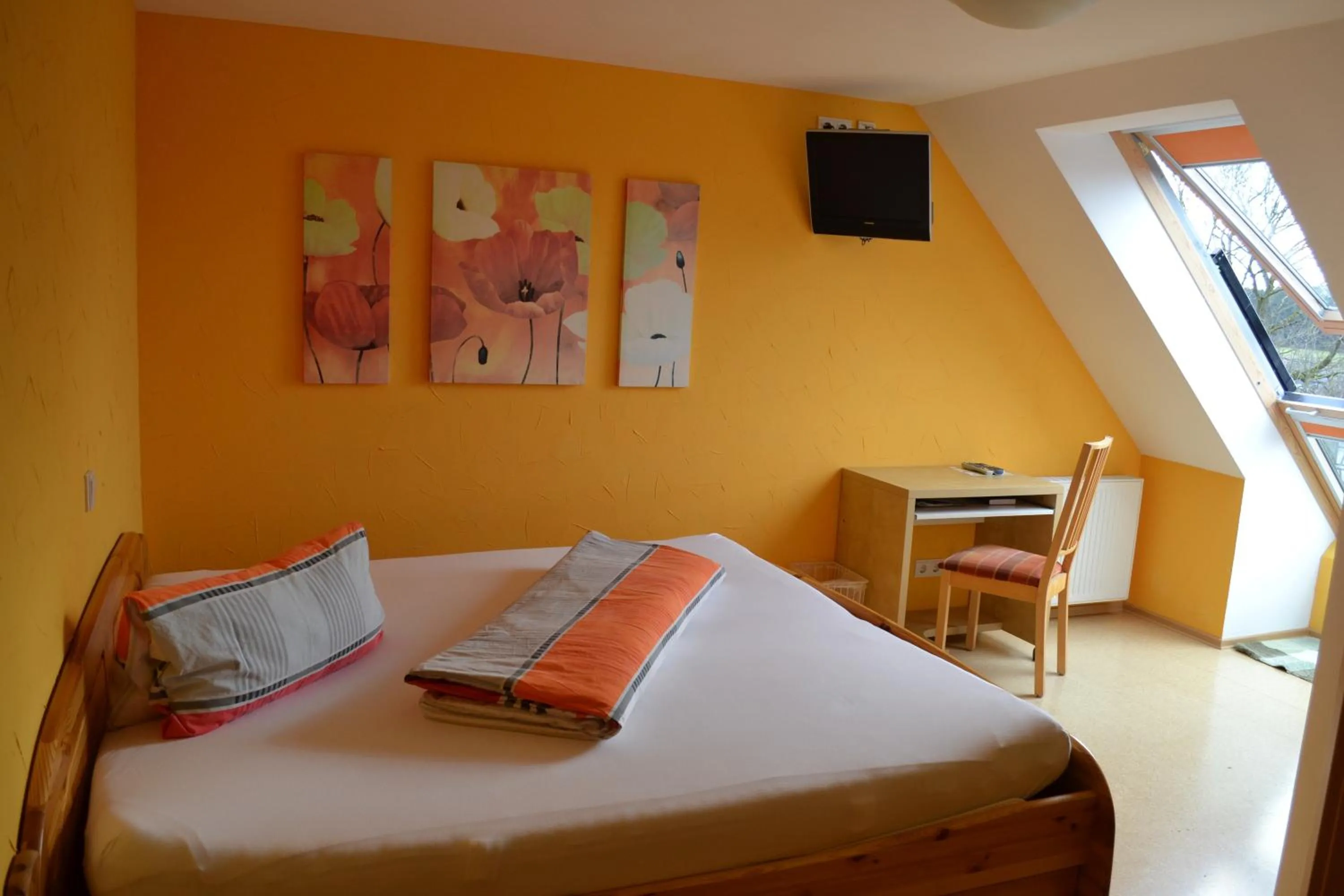 Bed in Gasthof Hotel Traube