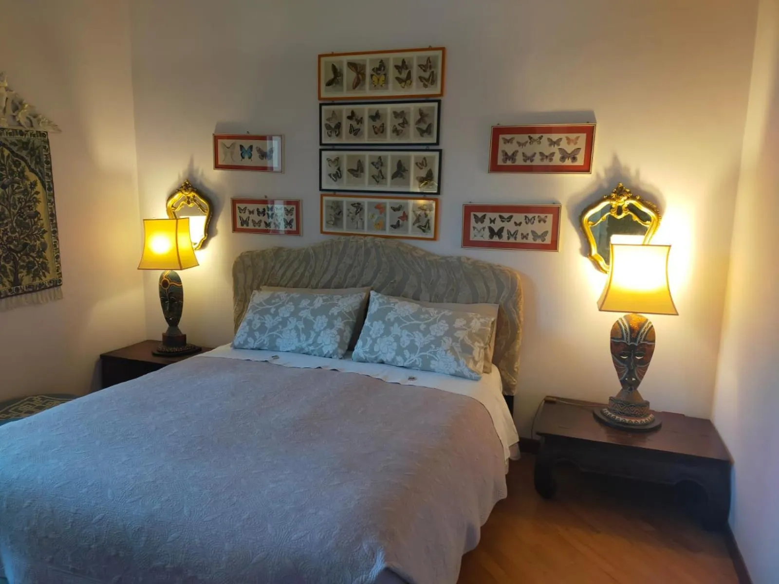 Bed in Crociferi B&B