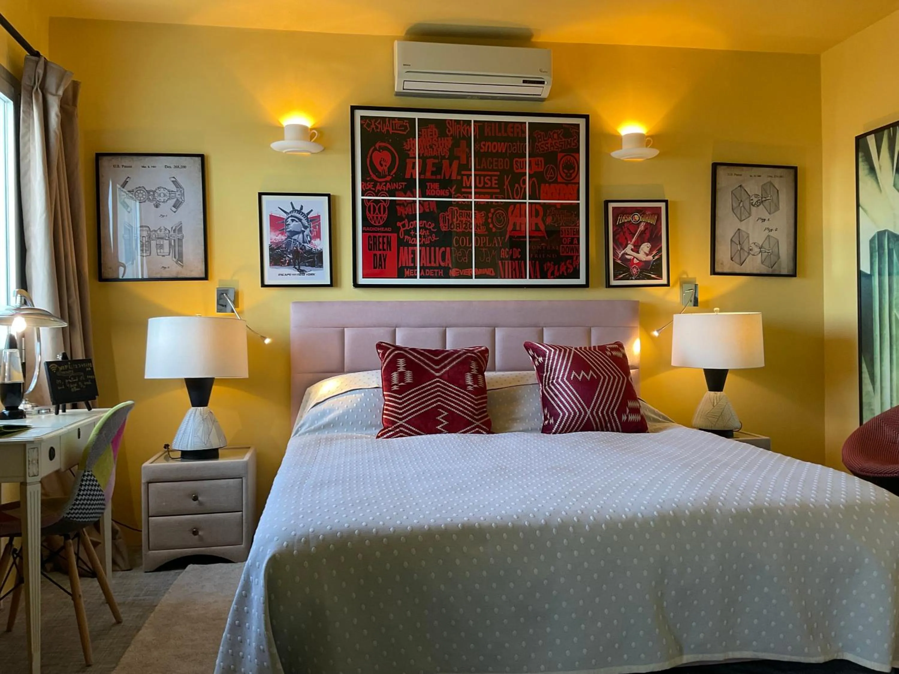 Bedroom, Bed in Marbella Boutique Art suites