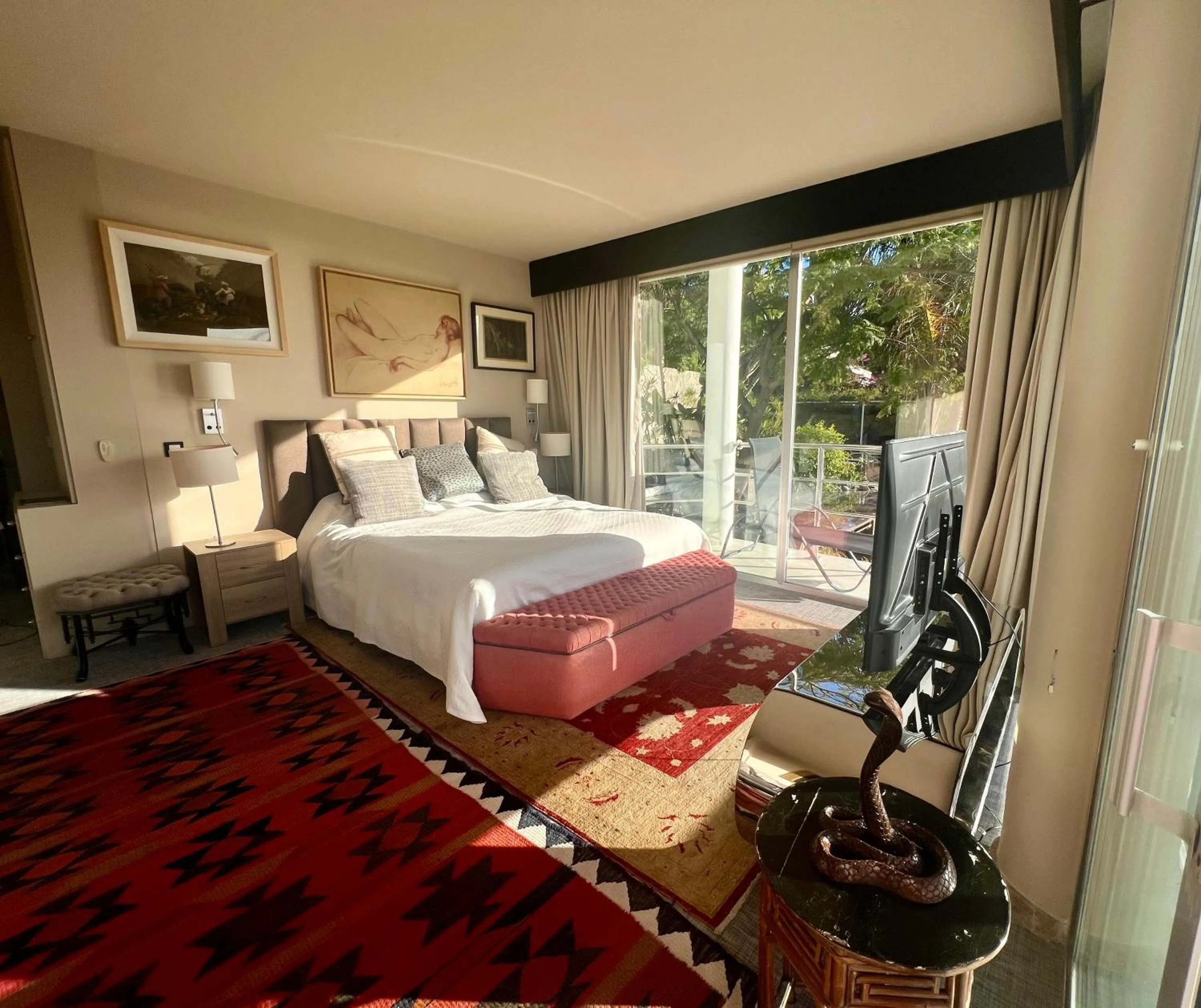 Bedroom, Bed in Marbella Boutique Art suites