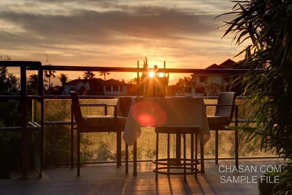Sunset in Marbella Boutique Art suites