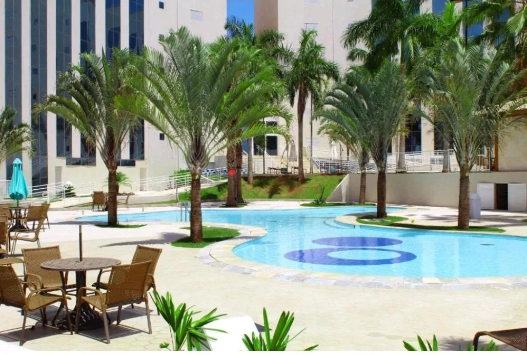 Swimming pool in Condomínio Barretos Thermas Park - Flat Parque do Peão