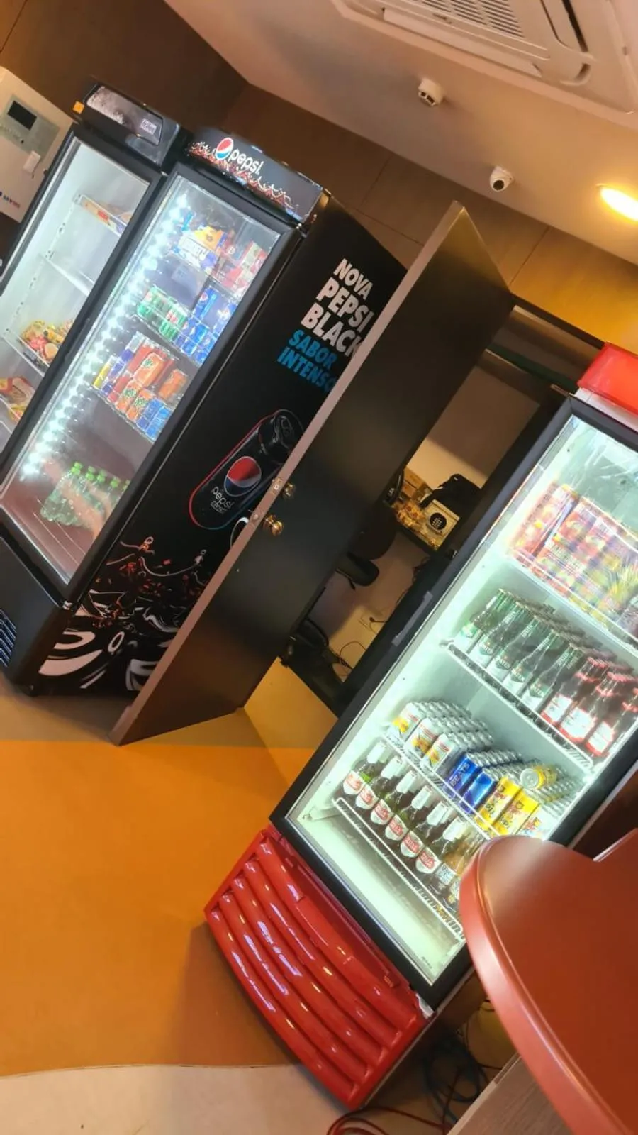 vending machine in Condomínio Barretos Thermas Park - Flat Parque do Peão