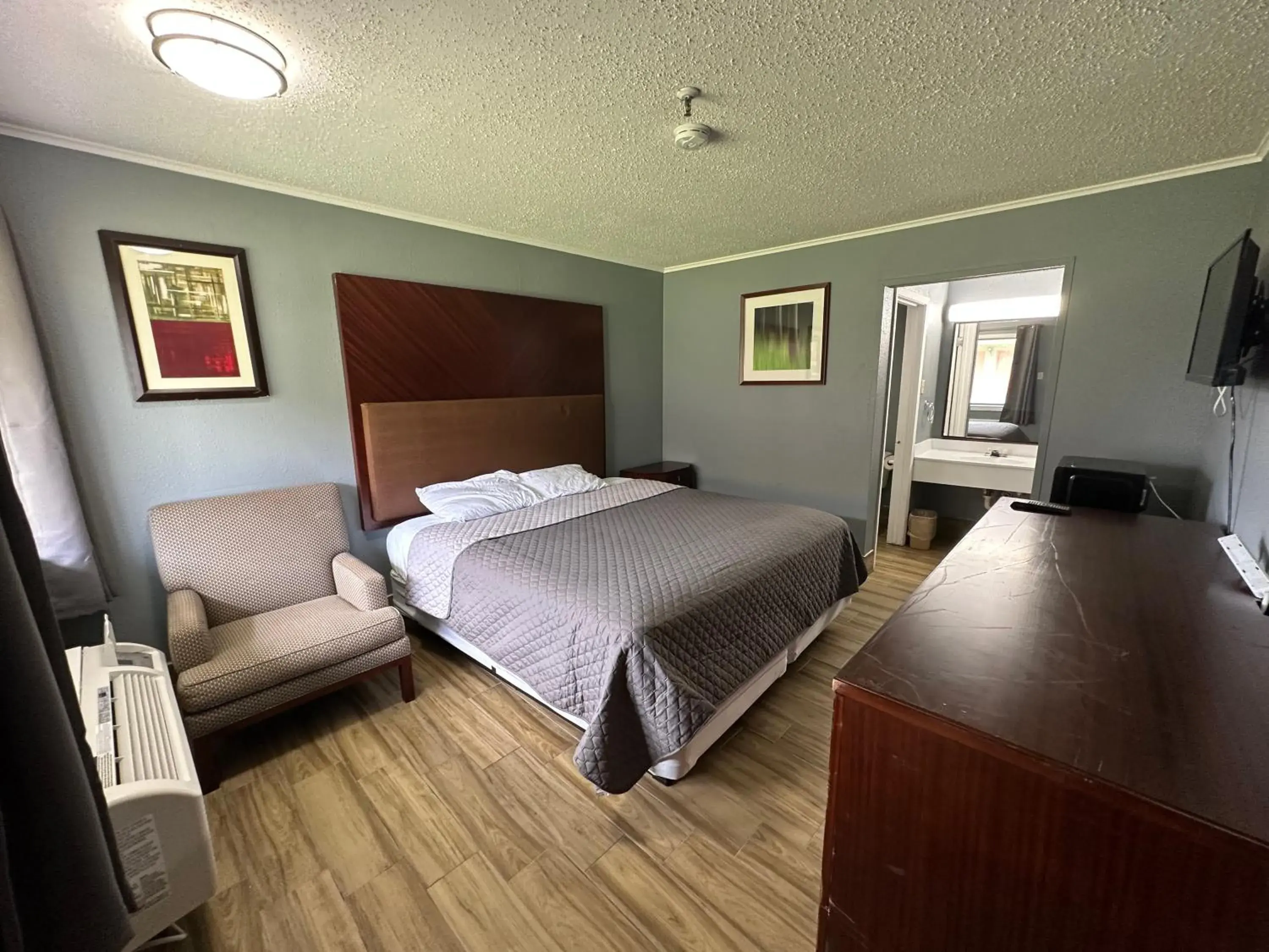 Bed in Studio Suites Bed in Studio Suites