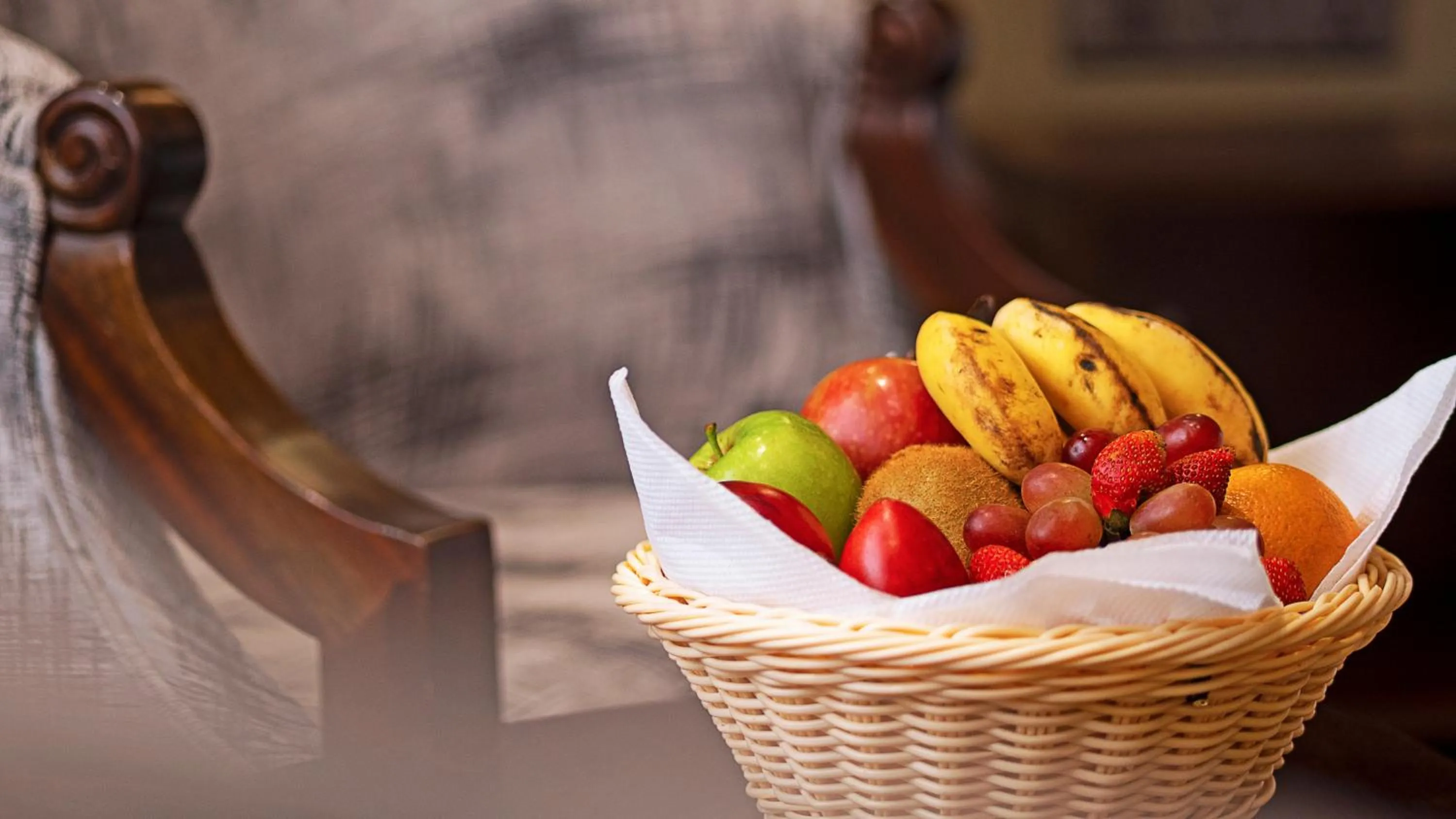 Food and drinks in The Kyaka Hotel