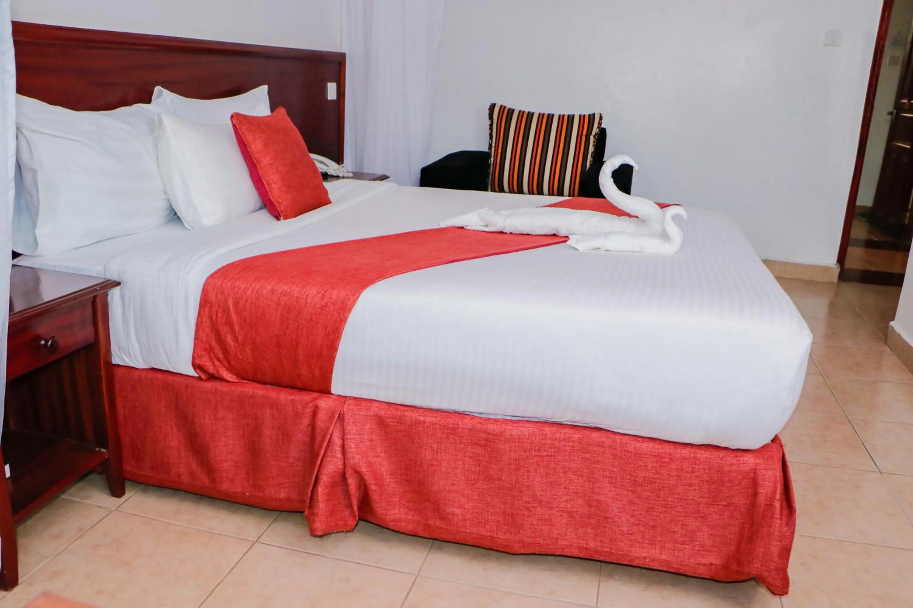 Bedroom, Bed in The Kyaka Hotel