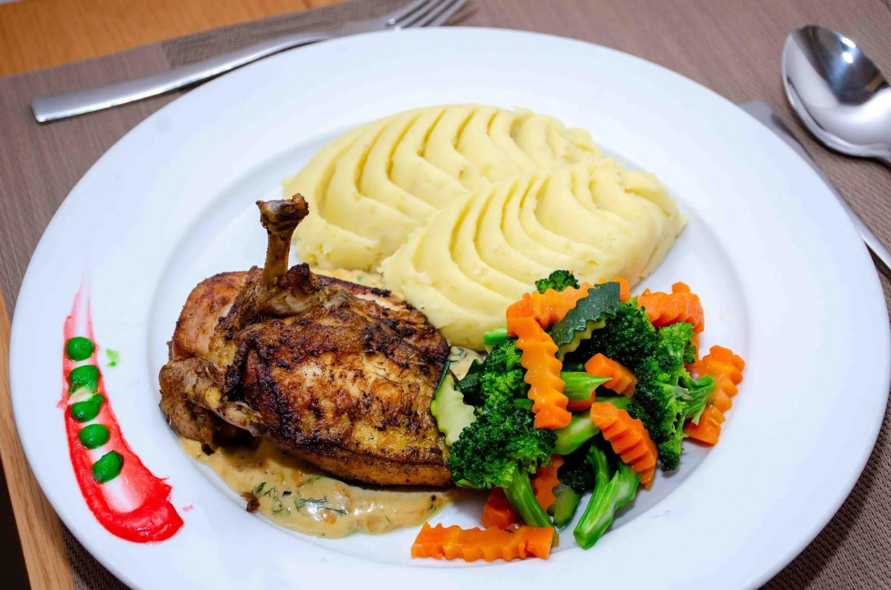 Restaurant/places to eat in The Kyaka Hotel