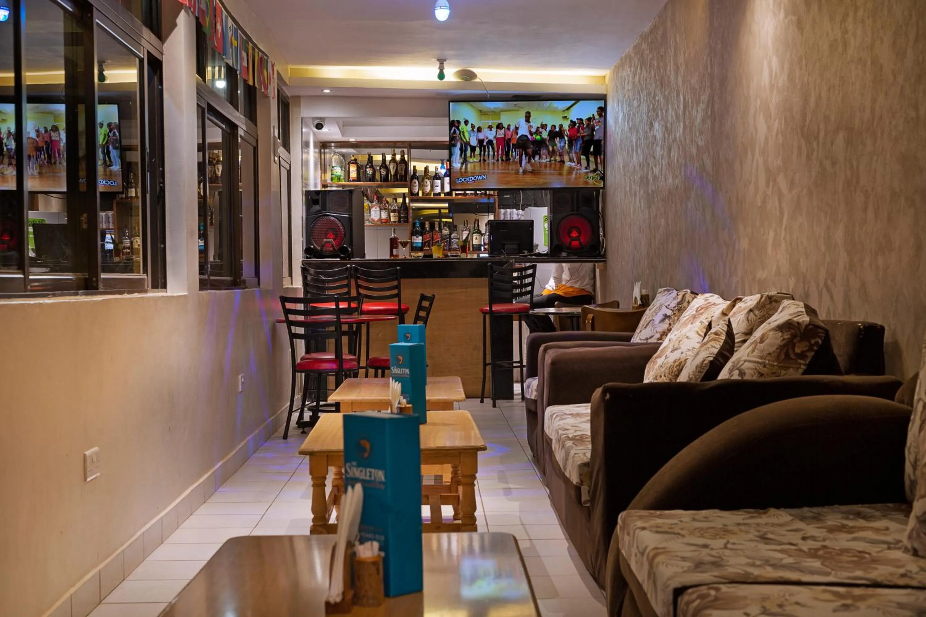 Lounge or bar in The Kyaka Hotel