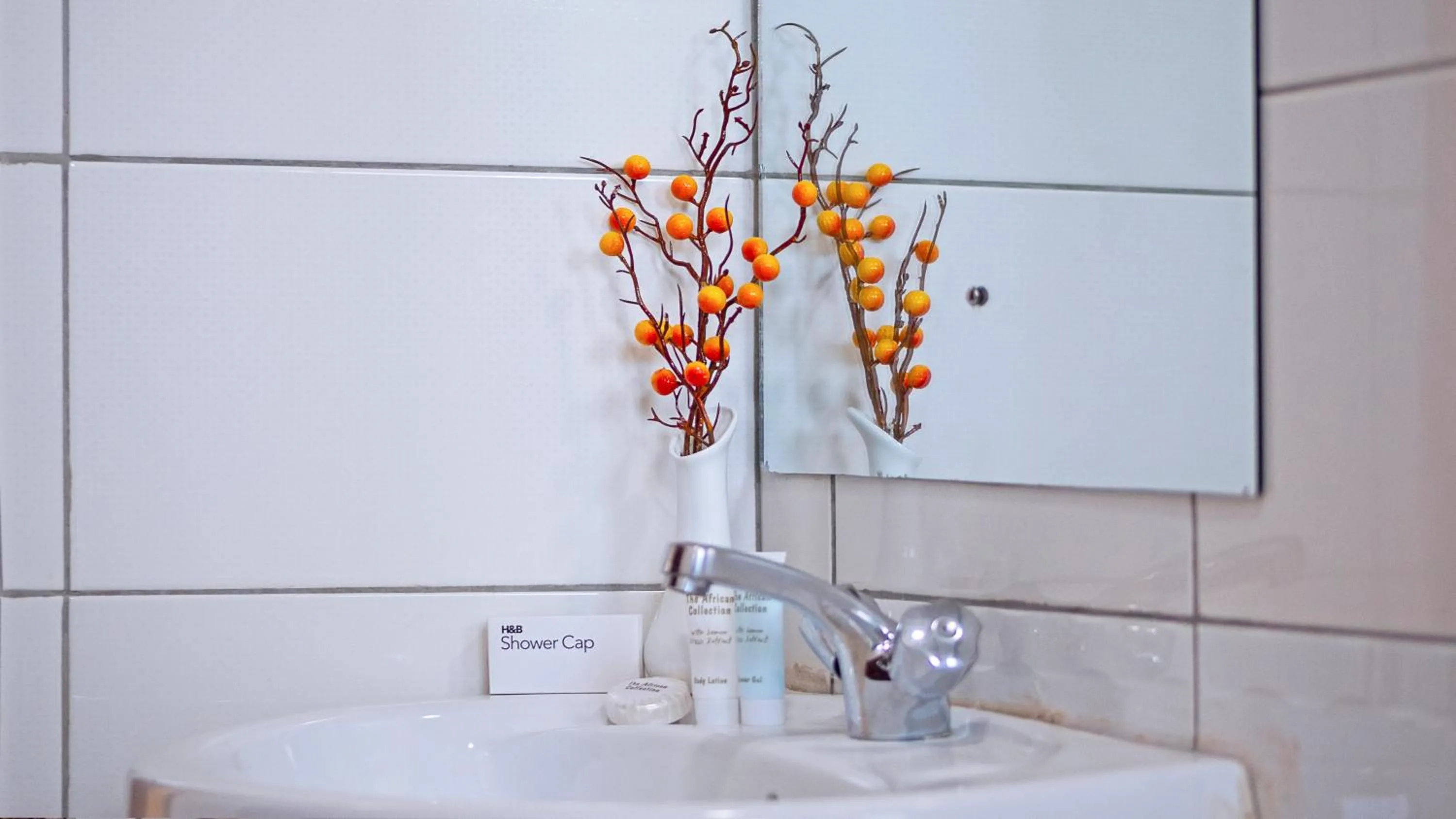 Bathroom in The Kyaka Hotel
