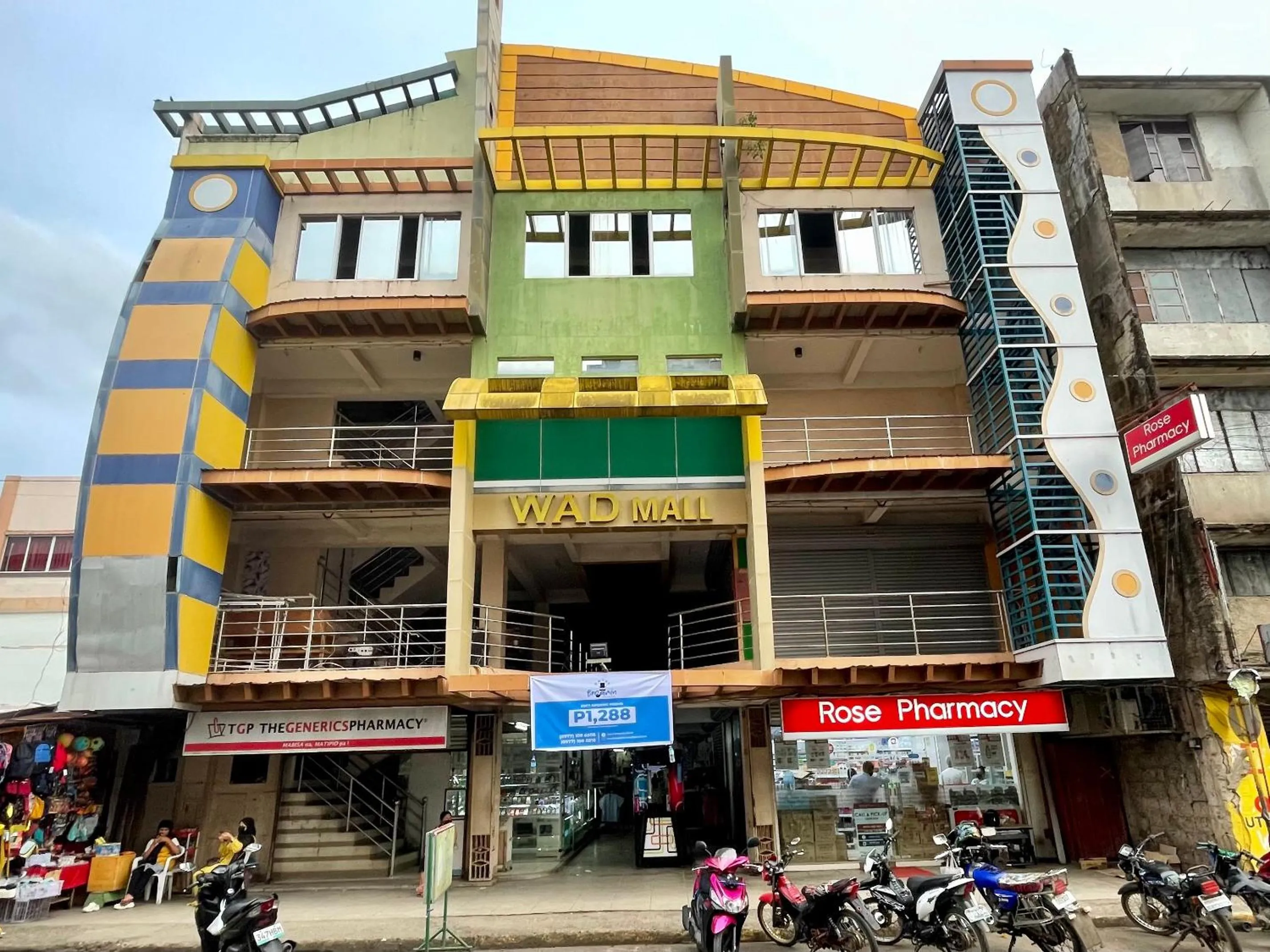 Facade/entrance in Hotel Benjamin Naval