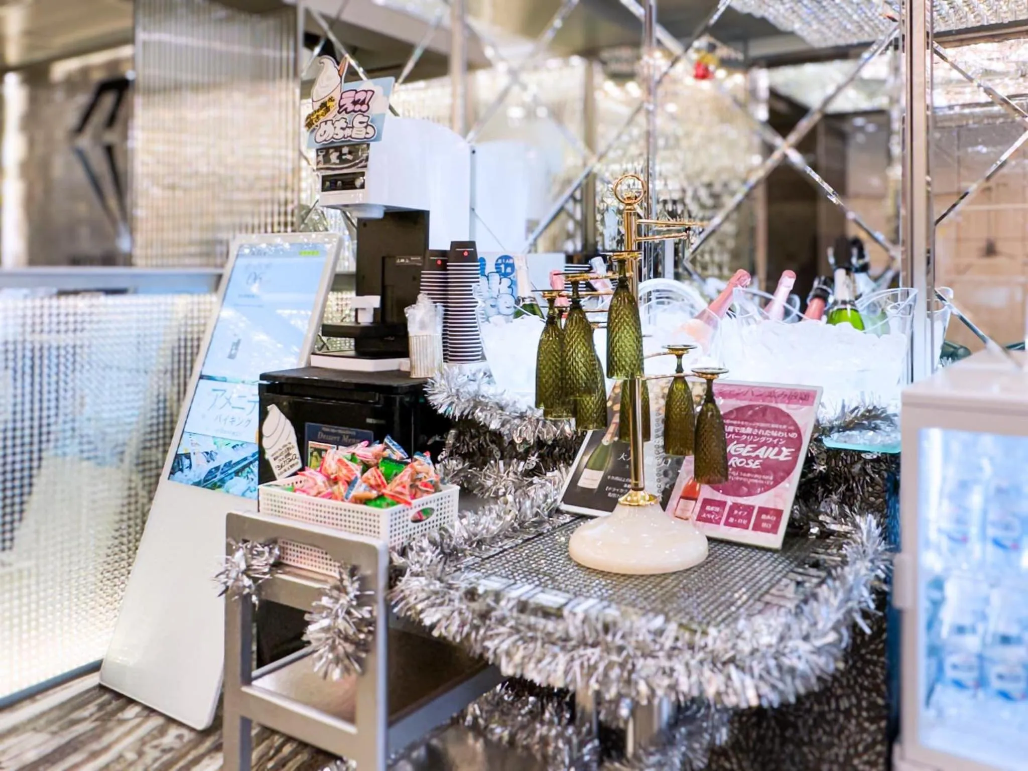 Food and drinks in Hotel DIAMOND